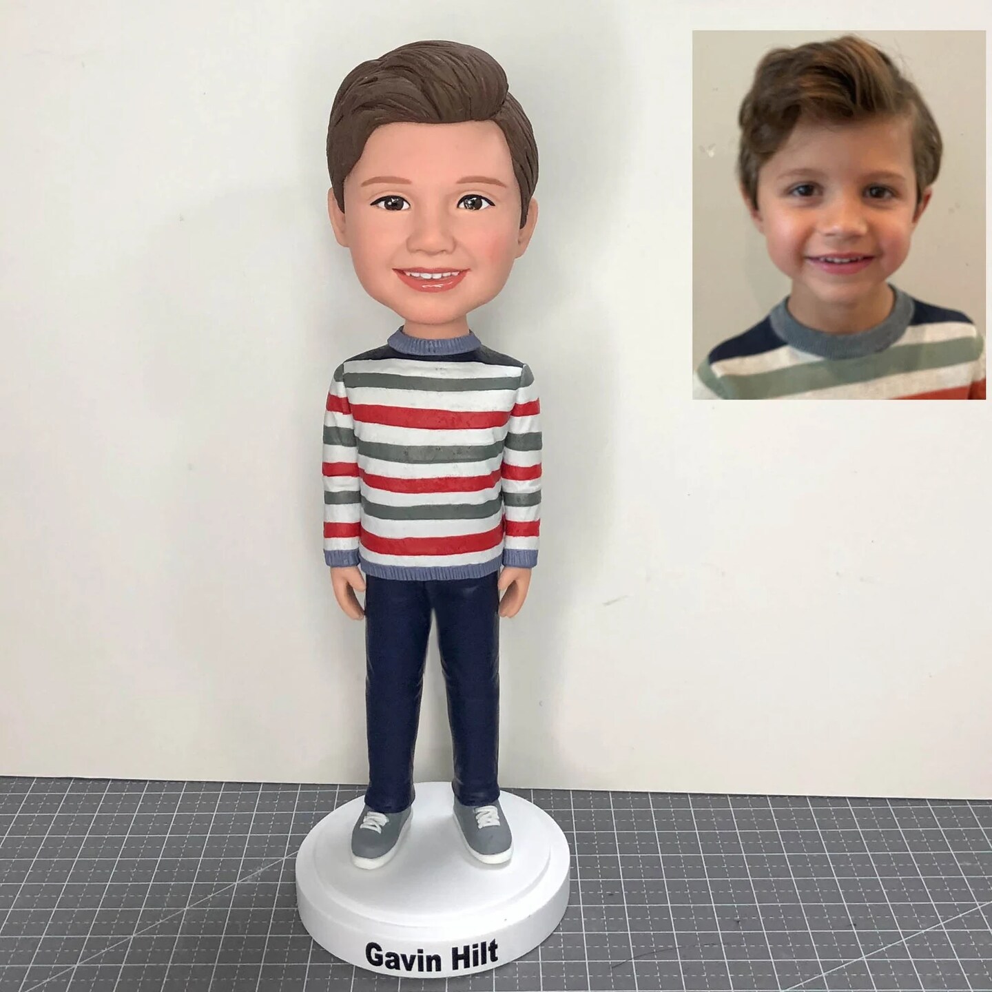 Custom bobbleheads from photo online