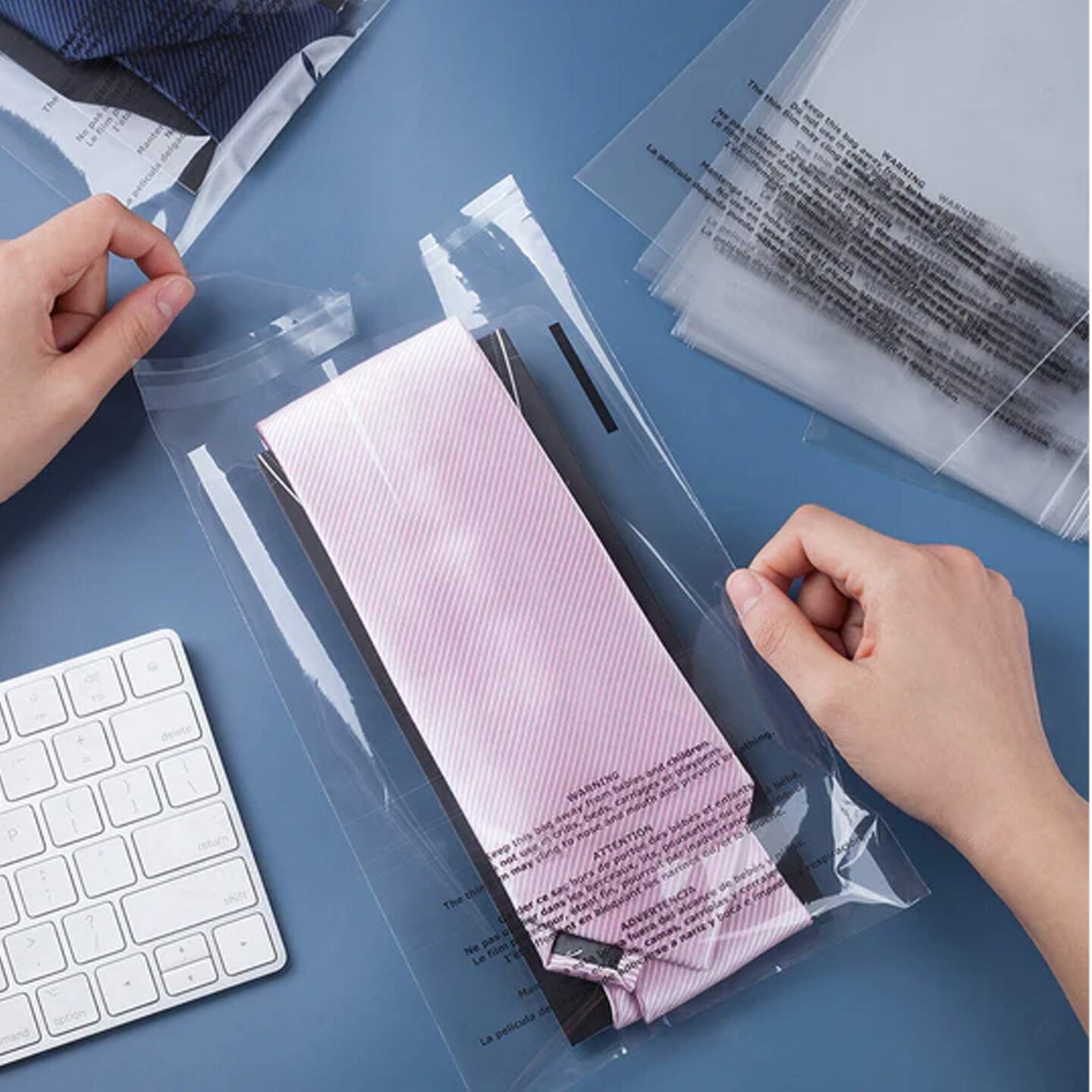 100 Count 11" x 14" Clear Cellophane Resealable Bags with Suffocation Warning