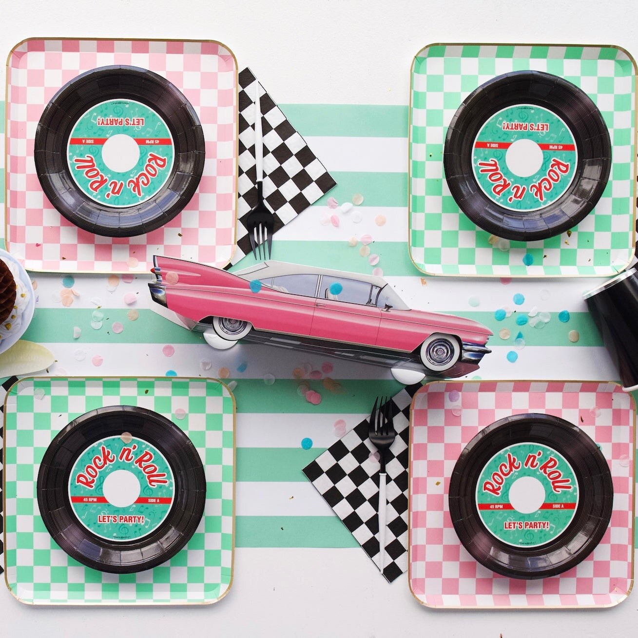 HARRY POTTER X BONJOUR F&#xCA;TE HONEYDUKES LARGE CHECKER PLATES