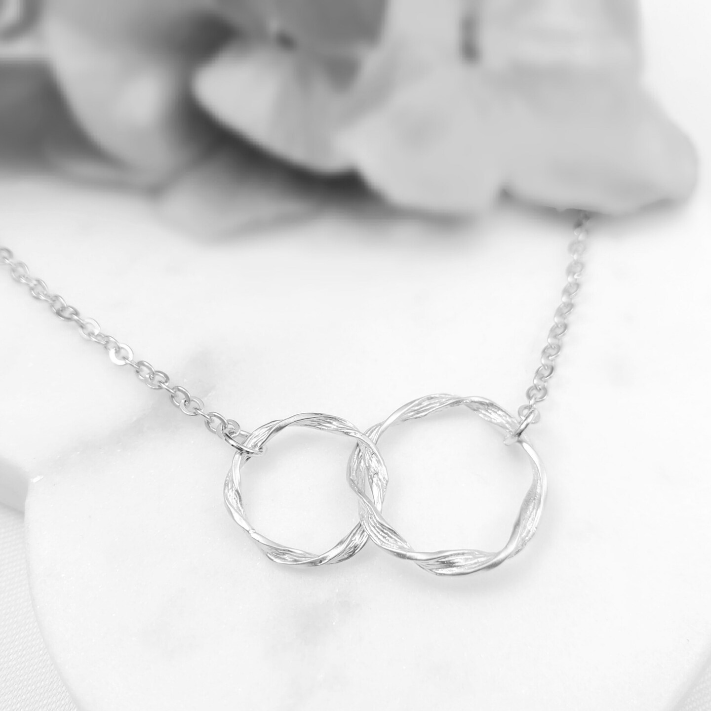 Grandmother Gift, Interlocking Circles Pendant, Granddaughter