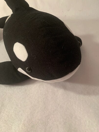 Weighted stuffed animals orca whale with 3 6 lbs fish Shamu washable plush large buddy Jumbo various sizes autism toy MakerPlace by Michaels