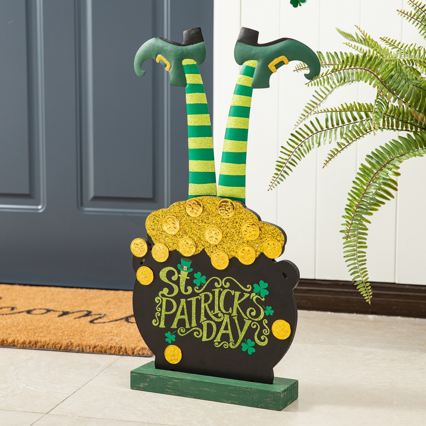 Set of 2 Wooden St. Patrick's Leprechaun Pot of Gold Porch Decor