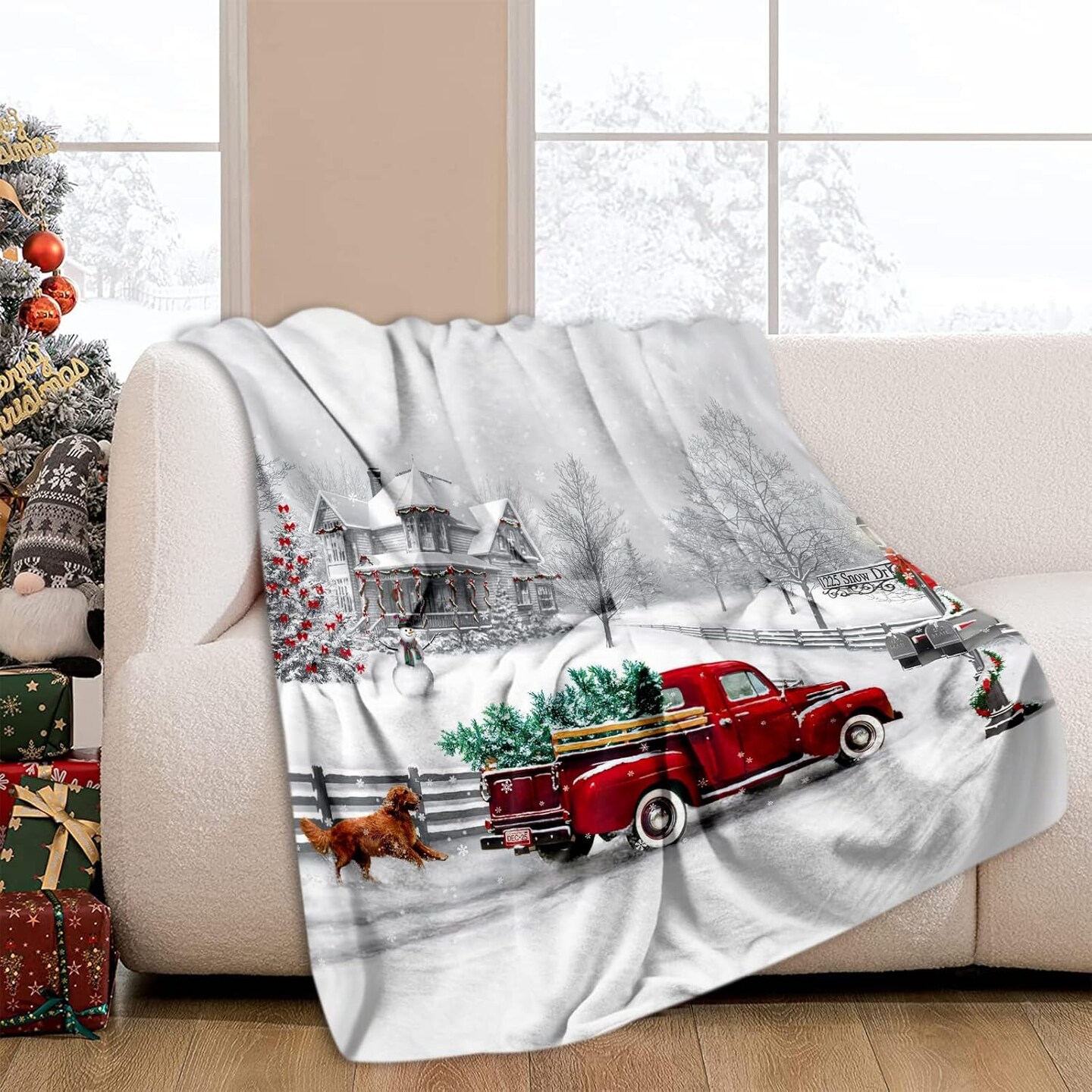 Christmas Throw Blanket Winter Holiday Snow Red Truck and Dog Fannel Blanket Soft Plush Warm Throw Blanket for Bed Couch Living Room Sofa Chair(White, 50&#x22; x 60&#x22;)