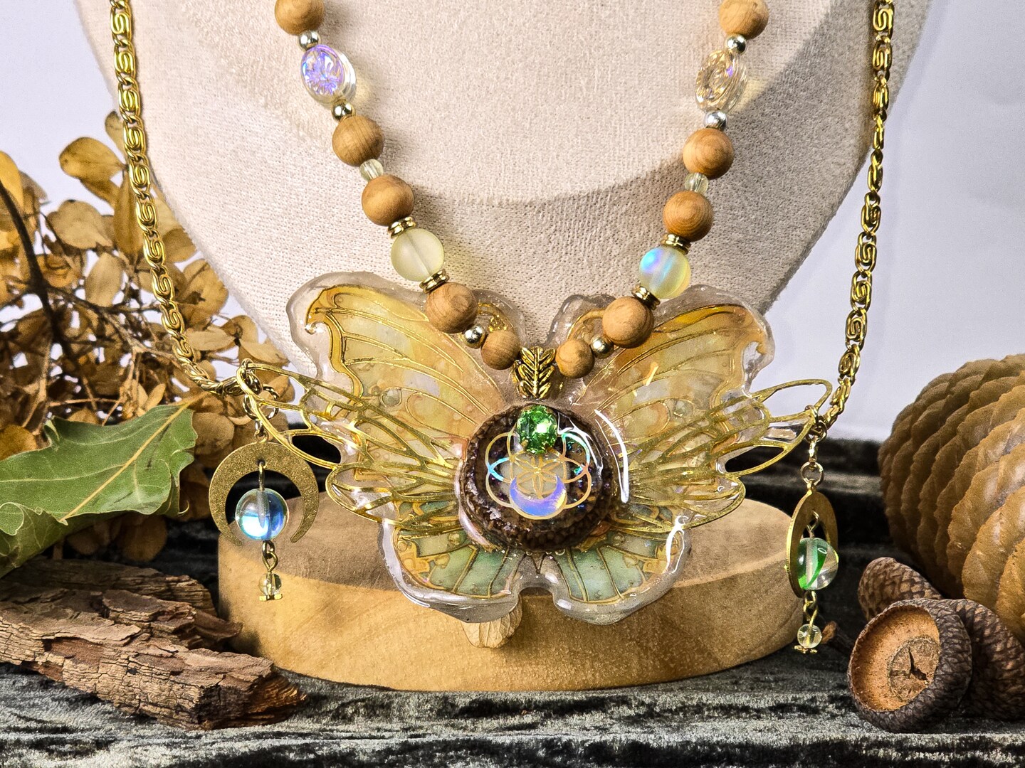 Acorn Fairy Necklace - 1 of 1 Designer Nature Jewelry - With a Real Acorn UV Glow in the Dark - Seed of Life