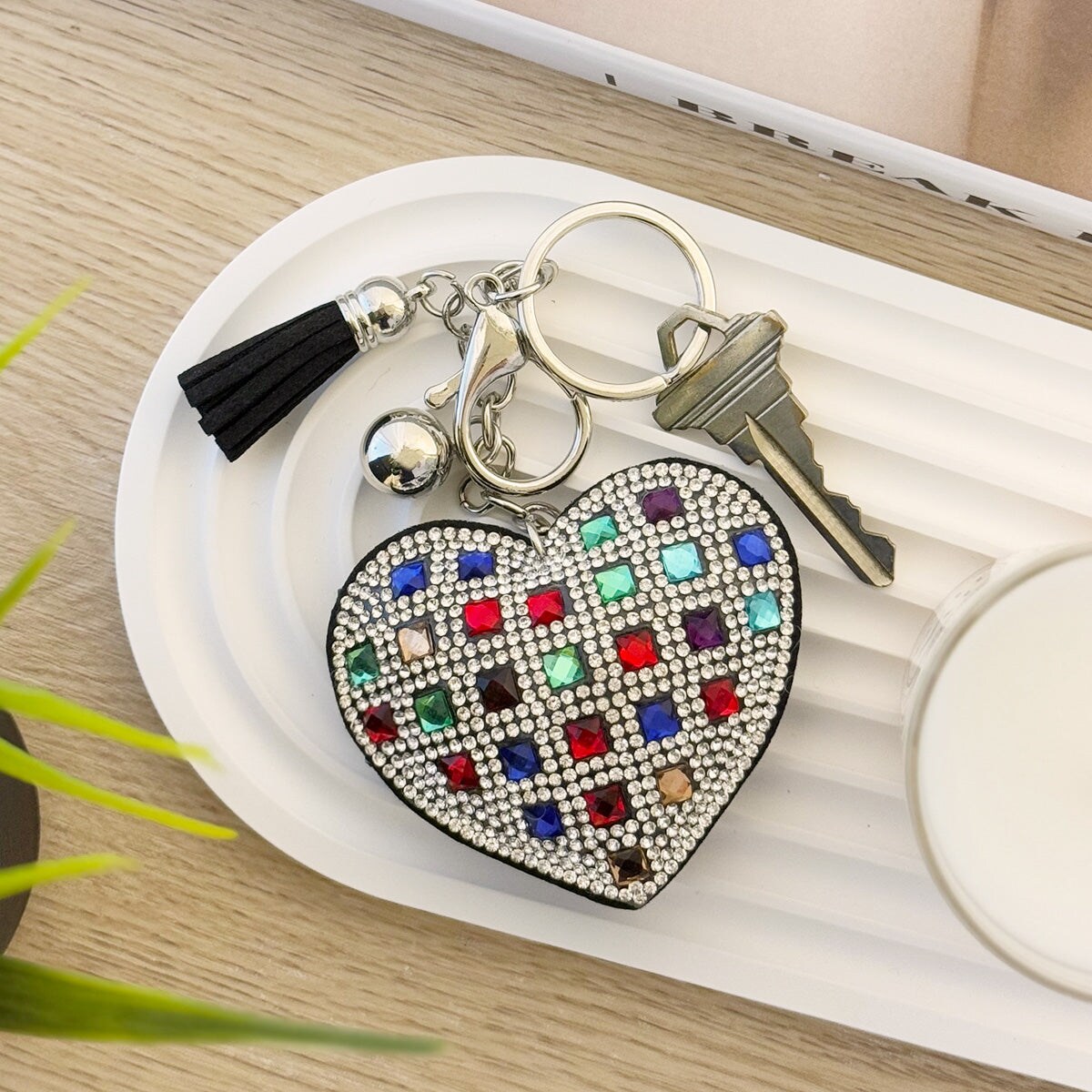 Wrapables Crystal Bling Key Chain Keyring with Tassel Car Purse Handbag Pendant, Rainbow Heart