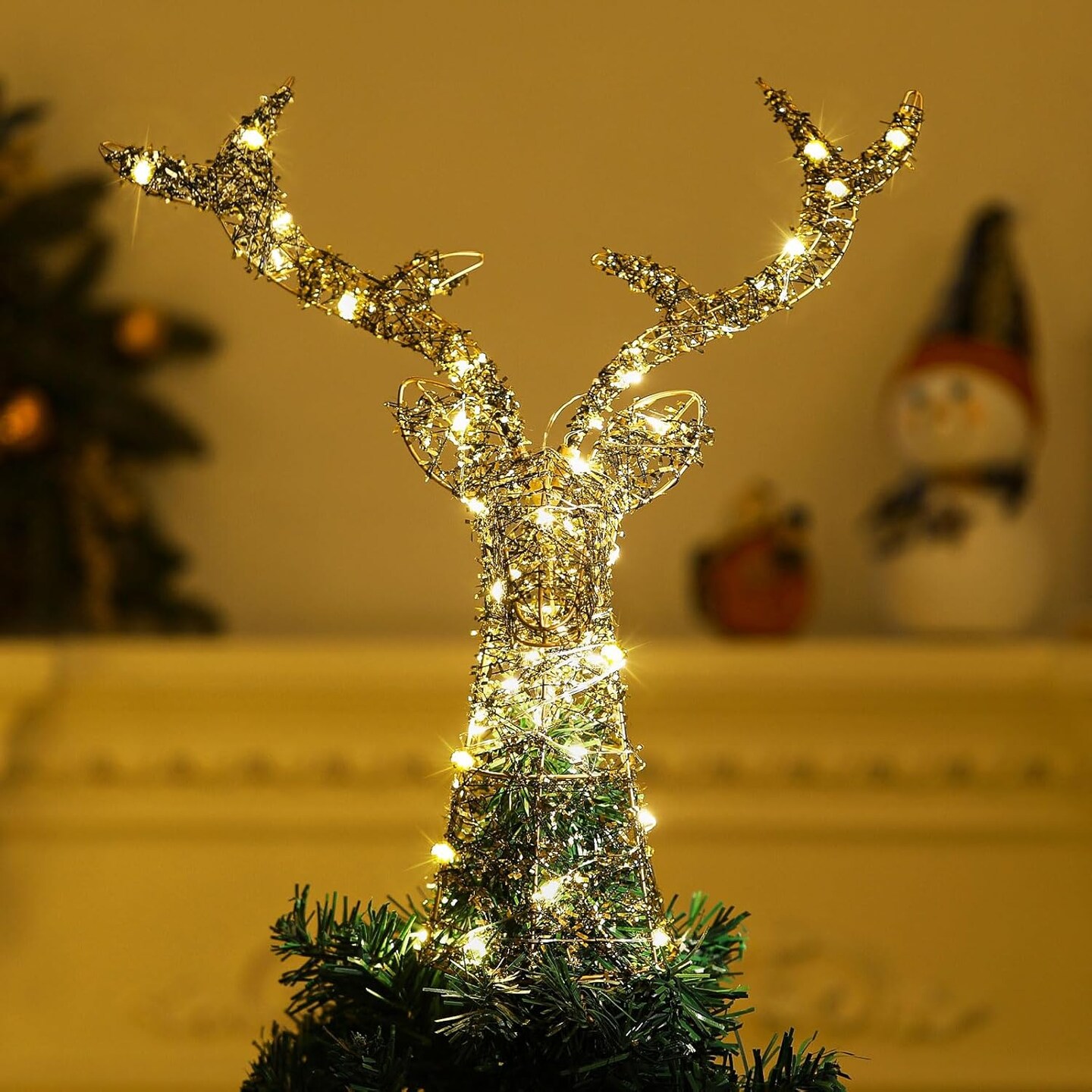 Christmas Tree Topper, Deer Tree Topper Battery Operated Reindeer Xmas Tree Toppers Christmas Decorations with 6H Timer &#x26; 3.3 FT Extension Cord for Xmas Tree, Table, Cabinet, Black Gold