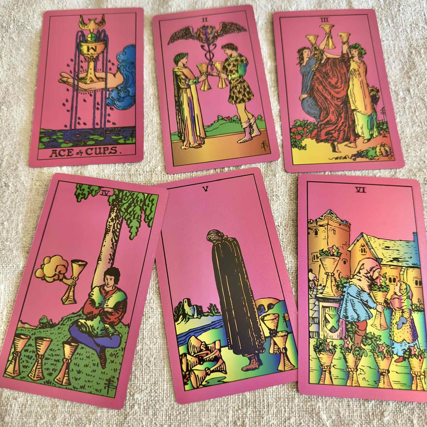Unique Eco Plastic Pink Waterproof Tarot Deck Gold Foil