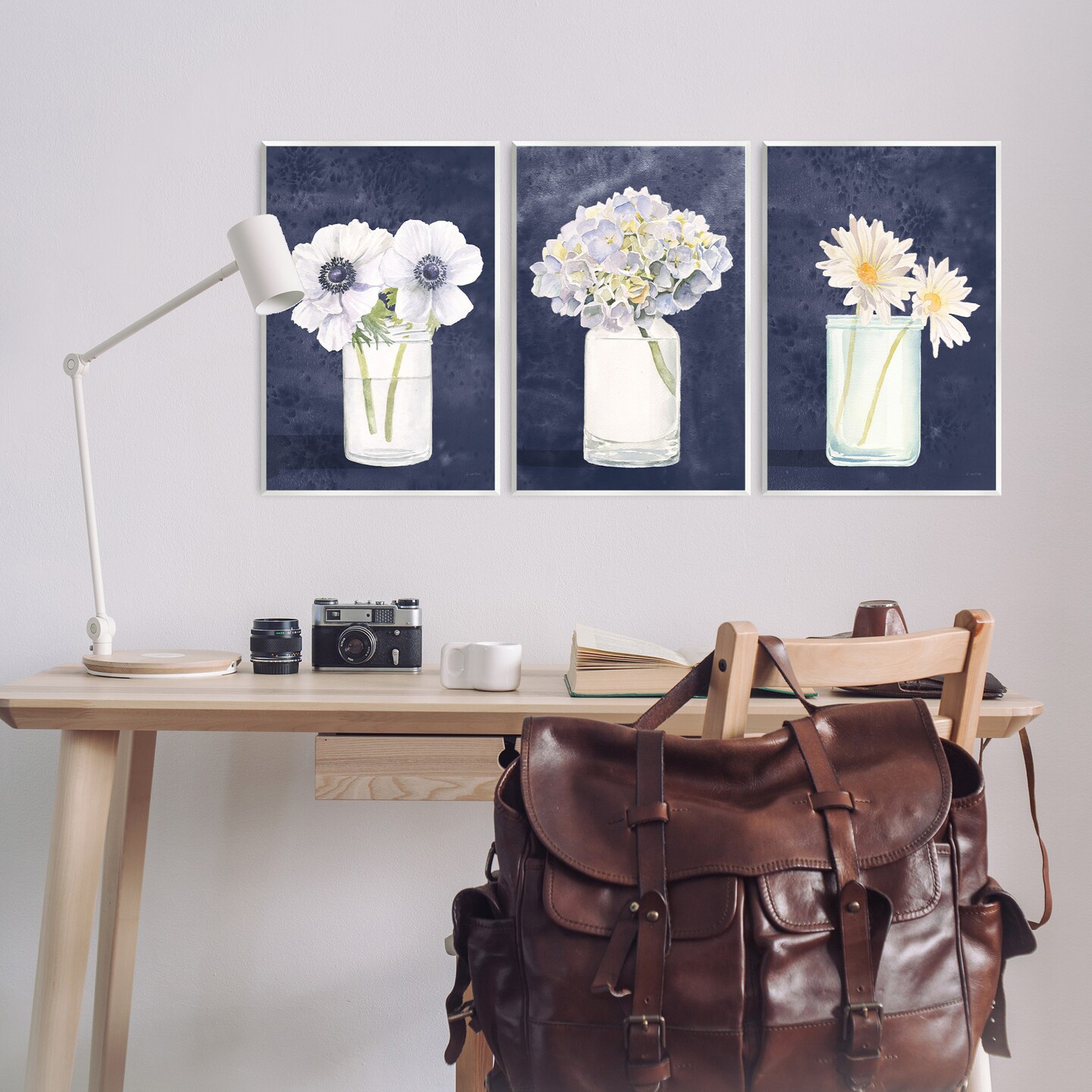 Stupell Industries Navy Blue Flower Bouquets Wall Plaque Art