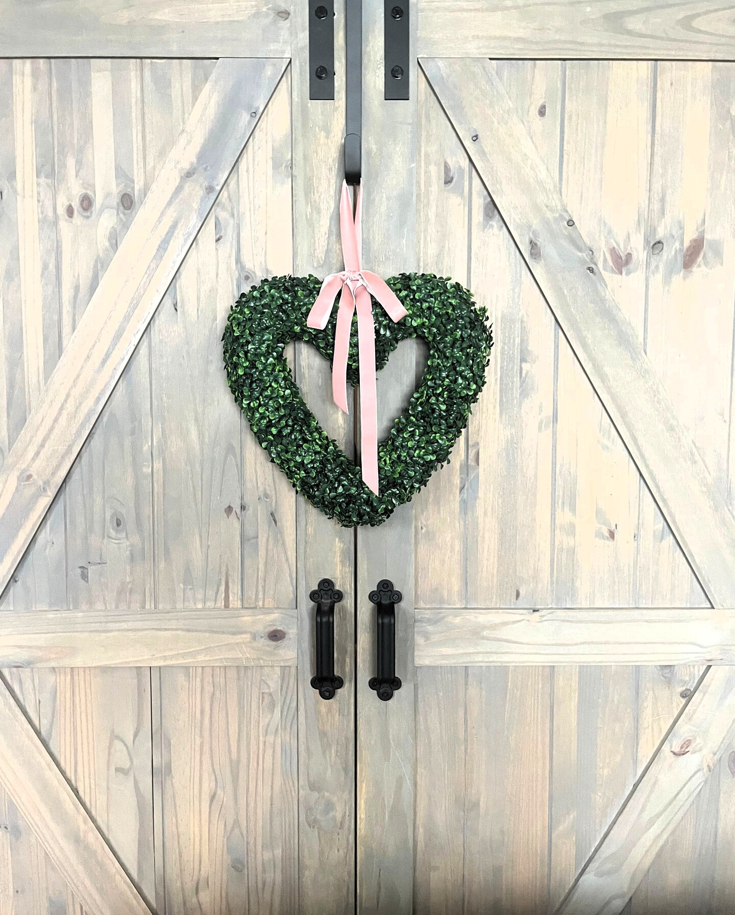 Valentines Day Wreath| Boxwood Wreath| Valentines Day Decor Boxwood Heart Wreath| Bedroom Decor| Love Wreath| Wedding Decor|  Love Gift product 4