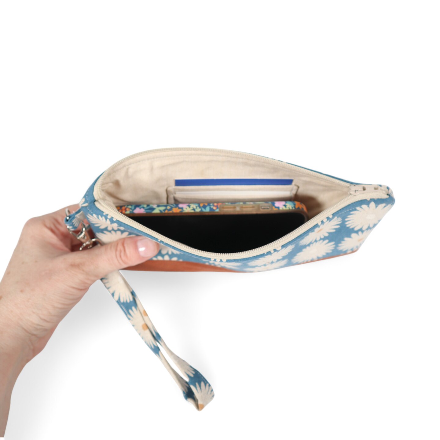 Crosscut Sewing Co.&#xAE; Wristlet Sewing Kit - Beginner Sewing Project Kit