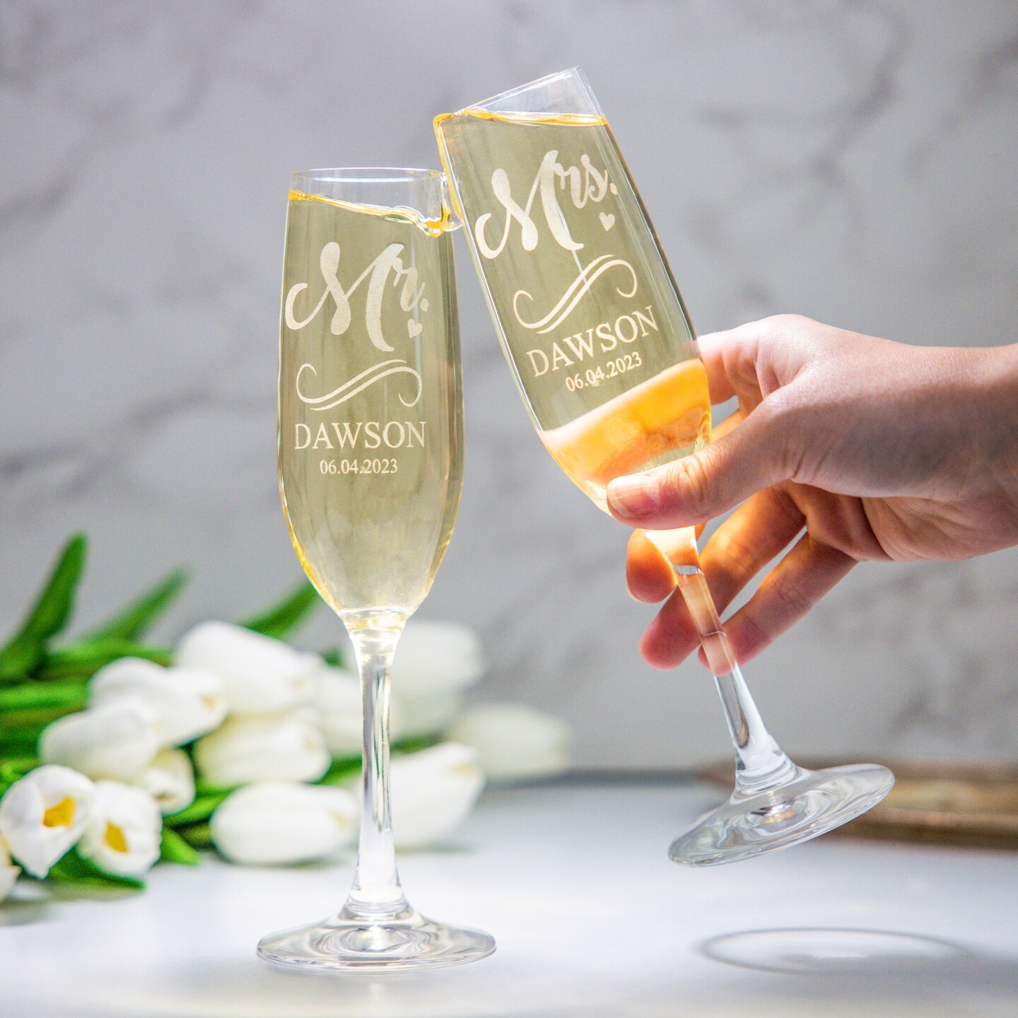 Beautiful wedding champagne flutes ,anniversary gift, engagement party gift,bride and groom gift, one of a kind outlet wedding champagne glasses