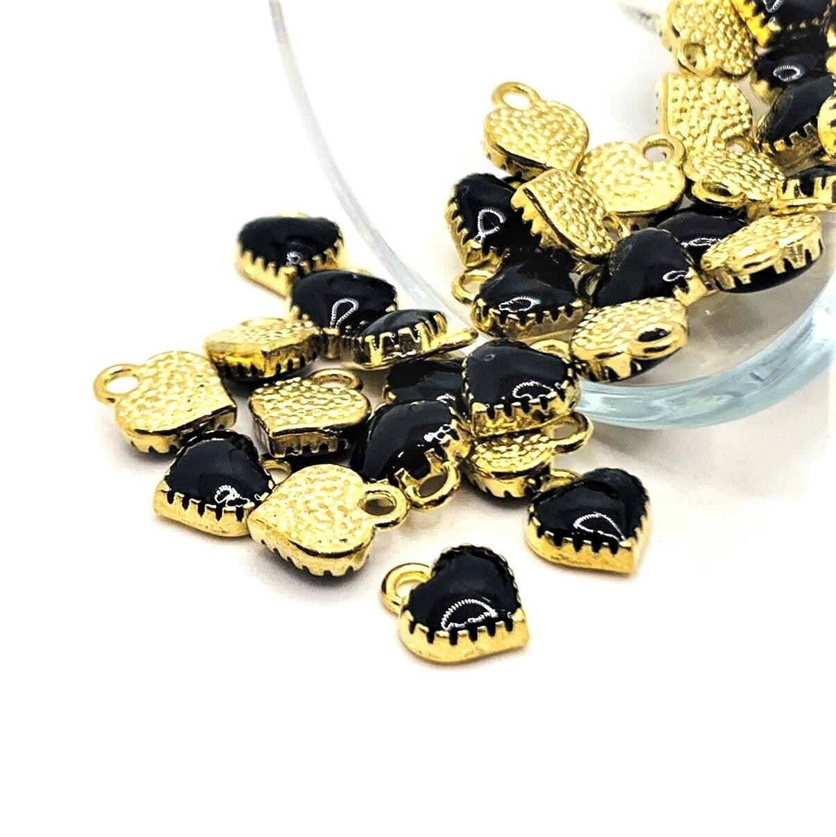4, 20 or 50 Pieces: Tiny Black and Gold Enamel Heart Charms