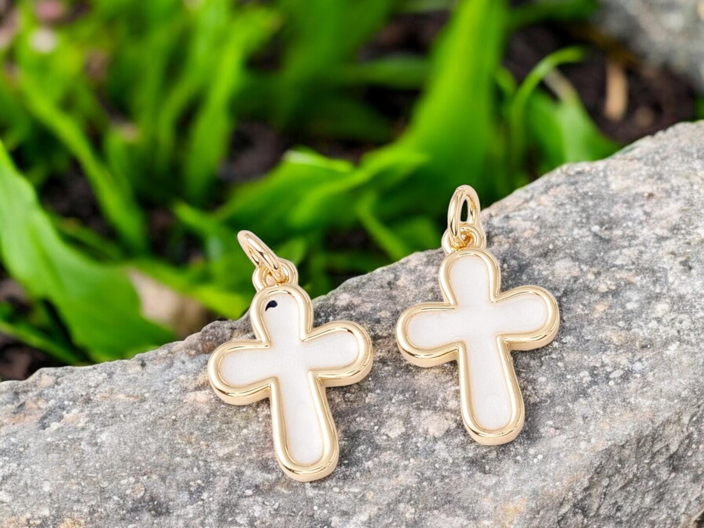 *5* 18x13mm 18k Gold Plated White Enamel Cross Charms