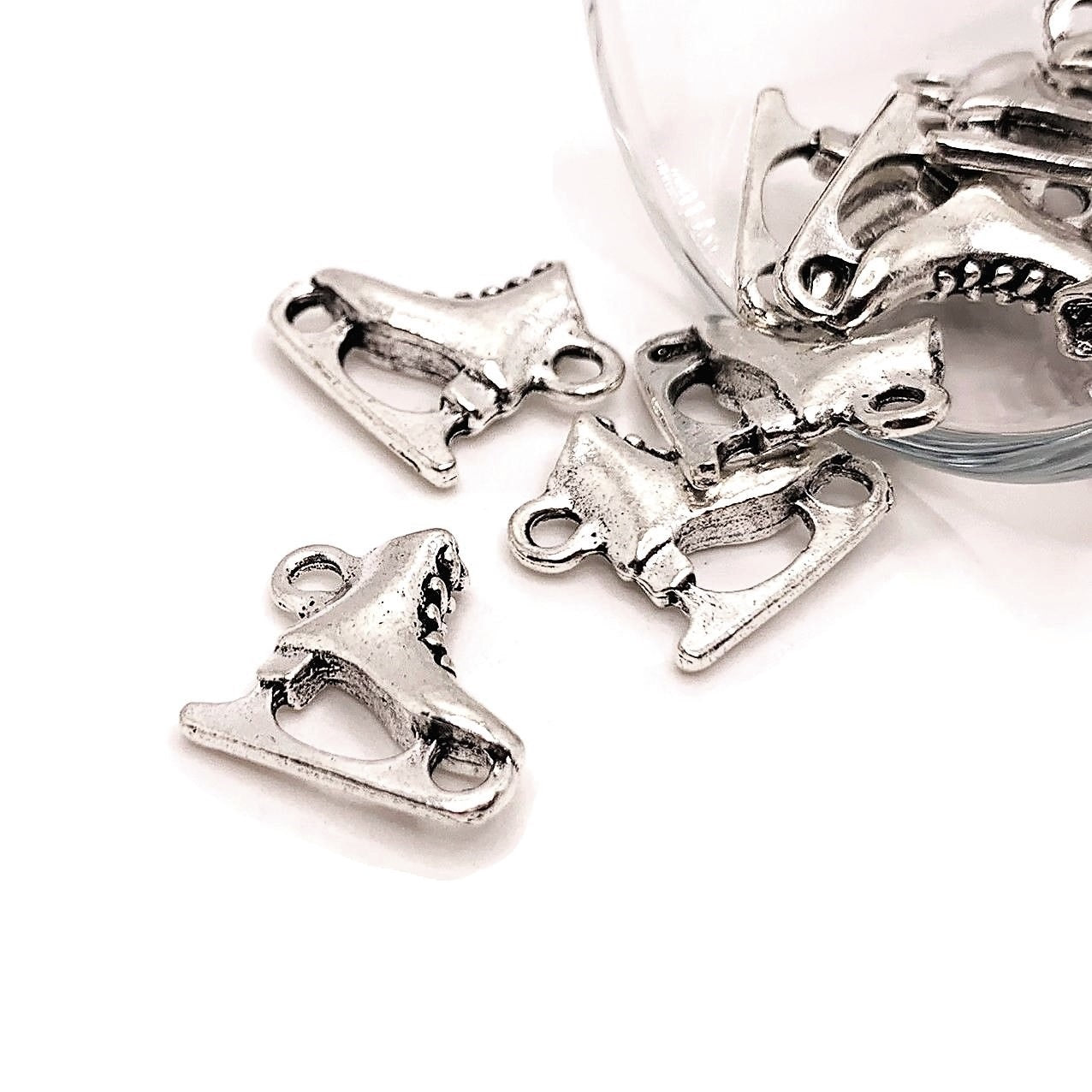 4, 20 or 50 Pieces: Silver Ice Skate Winter Christmas 3D Charms