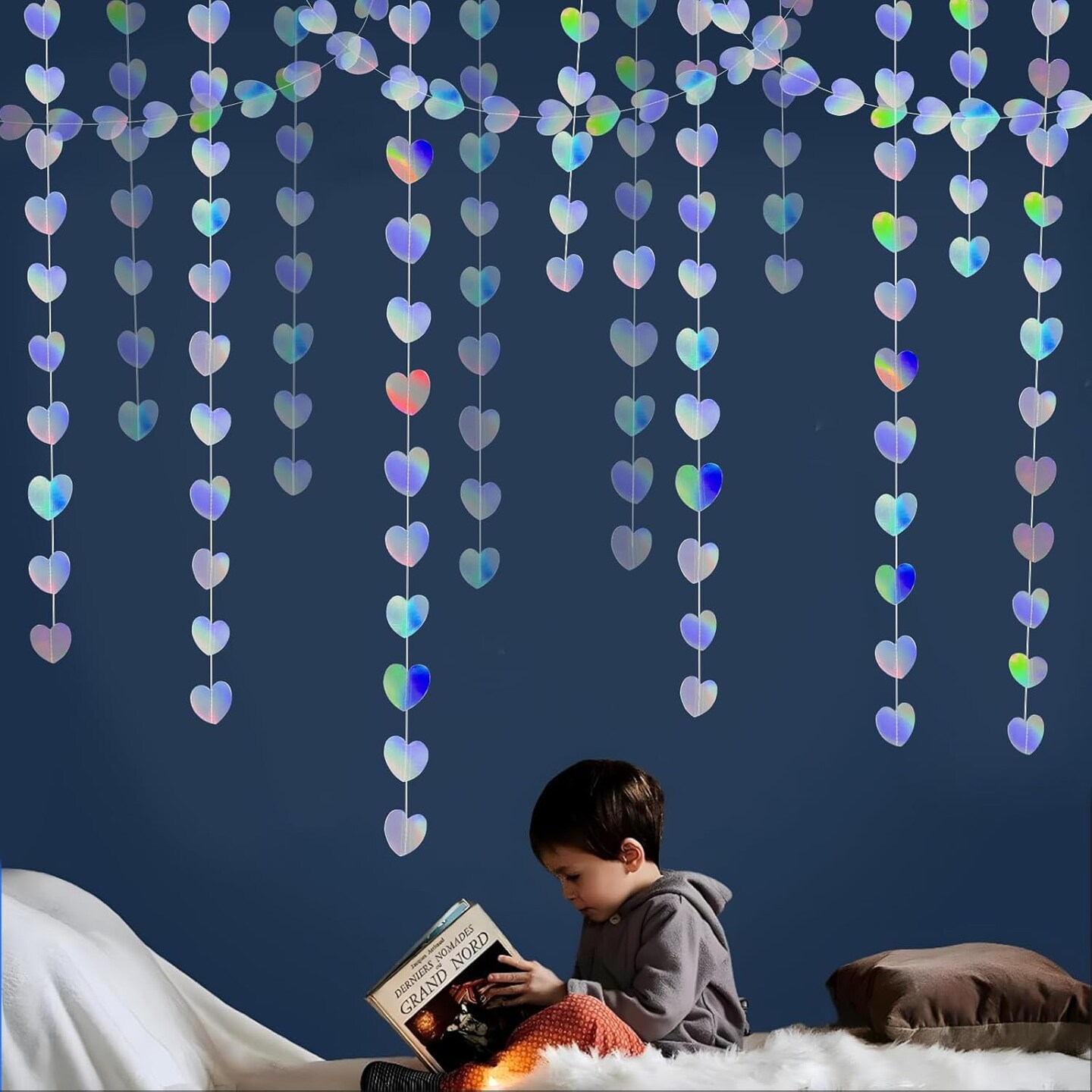 Love-Heart Garland Iridescent Disco-Holographic Bachelorette Party Decorations