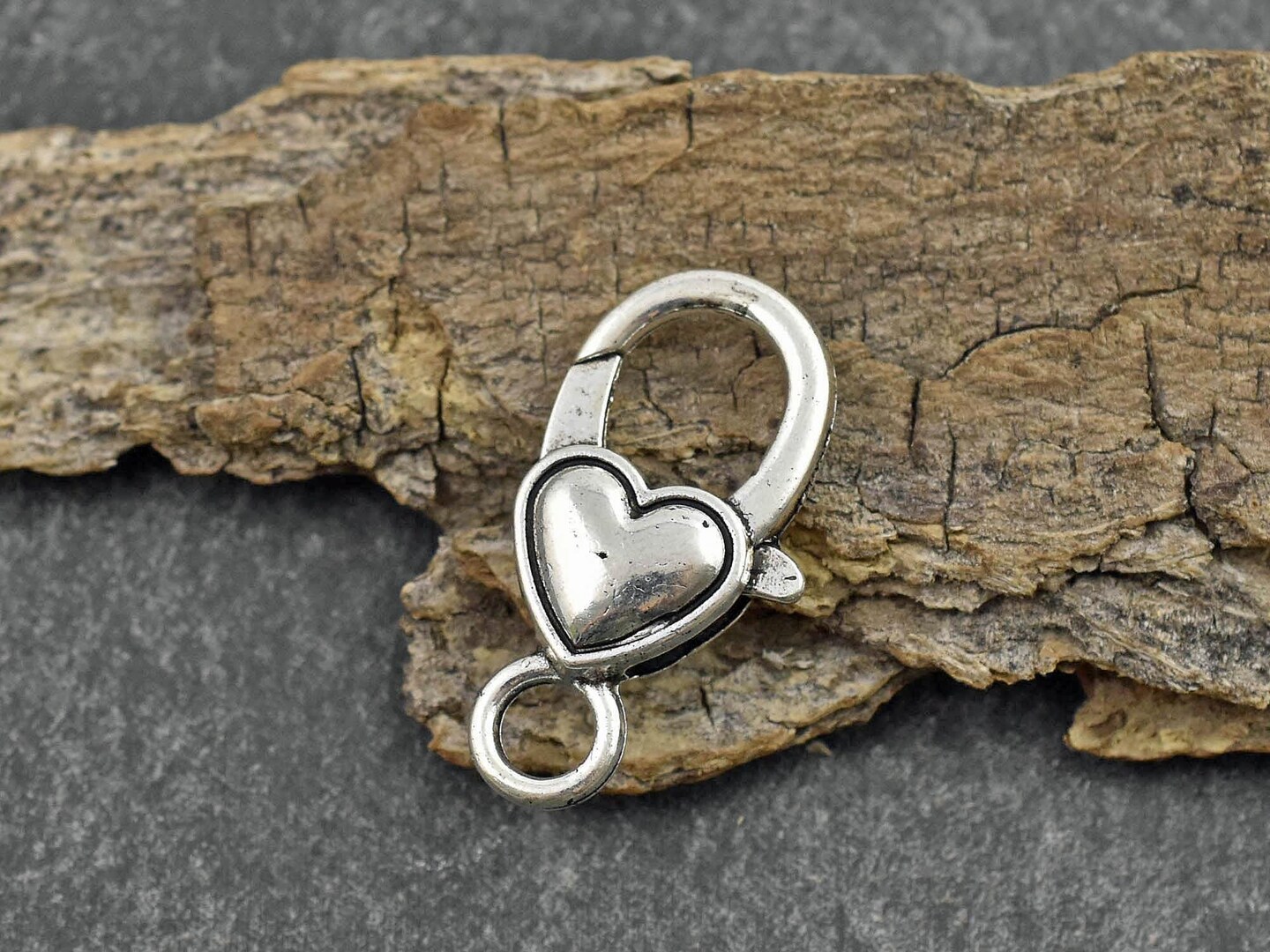 *10* 21x12mm Antique Silver Heart Lobster Clasps