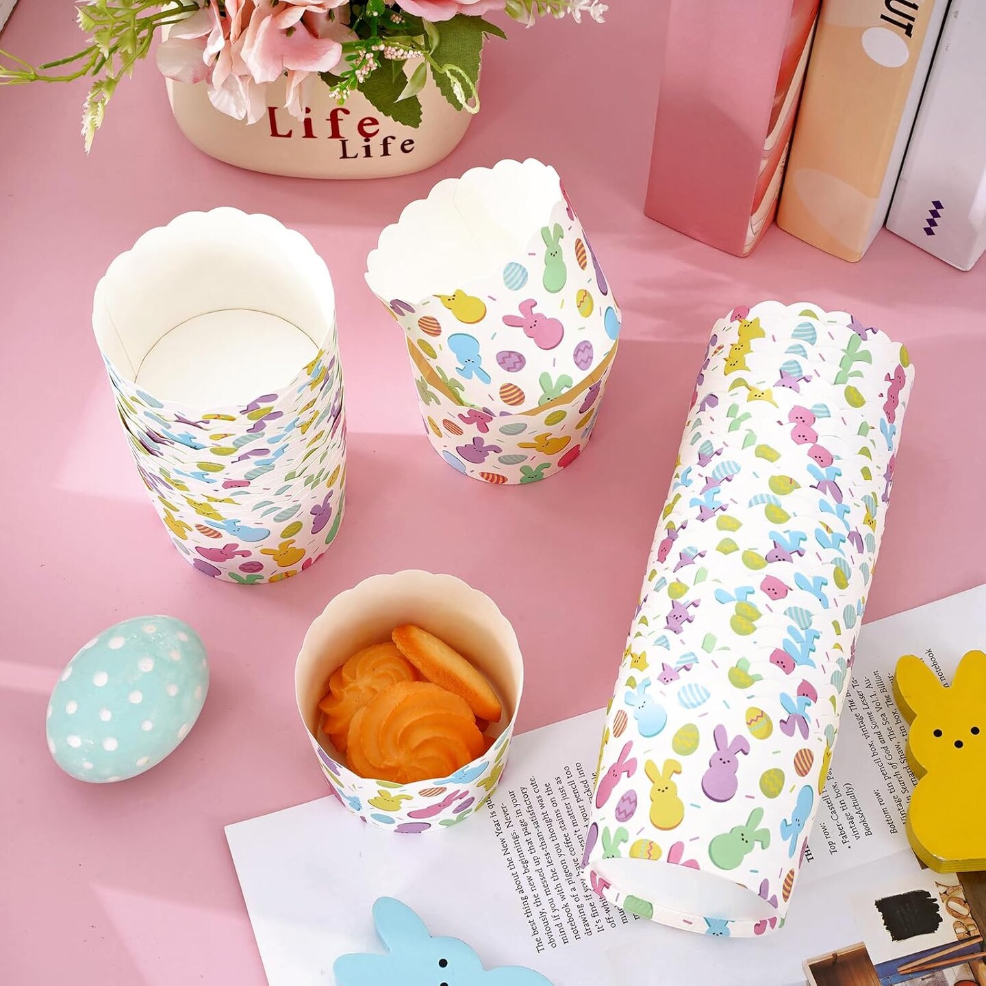 100Pcs Easter Paper Baking Cups Easter Egg Bunny Cupcake Wrappers Scalloped Edge Cupcake Muffin Cases for Easter Spring Birthday Party