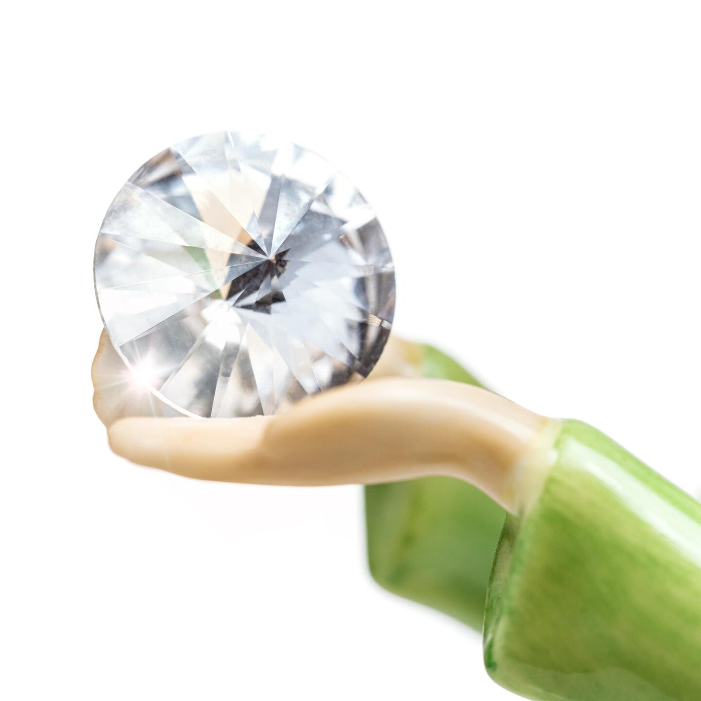 Disney English Ladies: April Birthstone Diamond Mulan Figurine