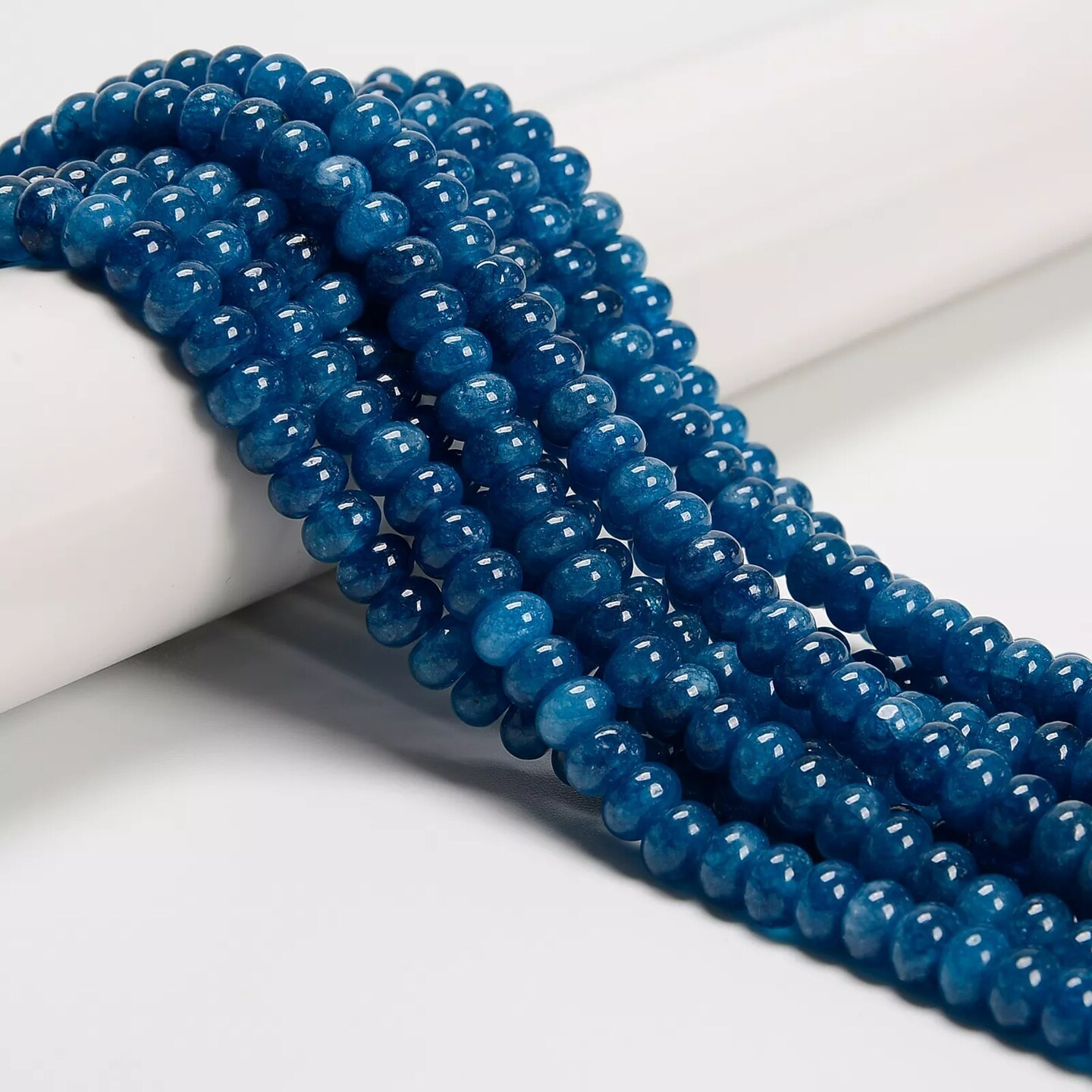 Apatite Color Dyed Jade Smooth Rondelle Beads Size 5x8mm 15.5&#x27;&#x27; Strand