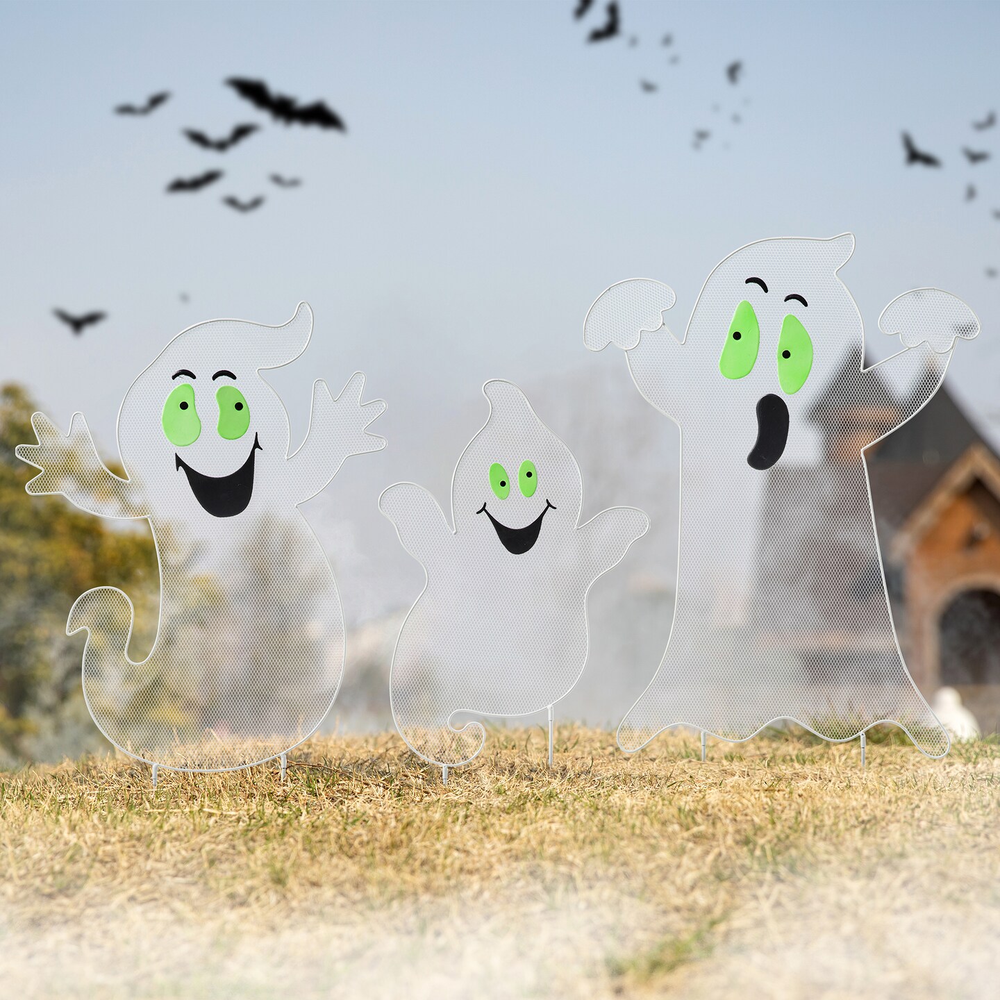 40&#x22;H Set of 3 Halloween Metal Mesh Glow in Dark Ghost Family Yard Stake