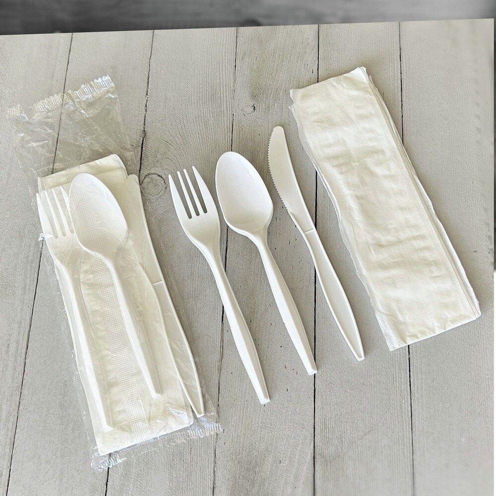 Boardwalk 4-Piece Mediumweight Polypropylene Plastic Fork/Knife/Napkin/Spoon Cutlery Kit - White (250/Carton)