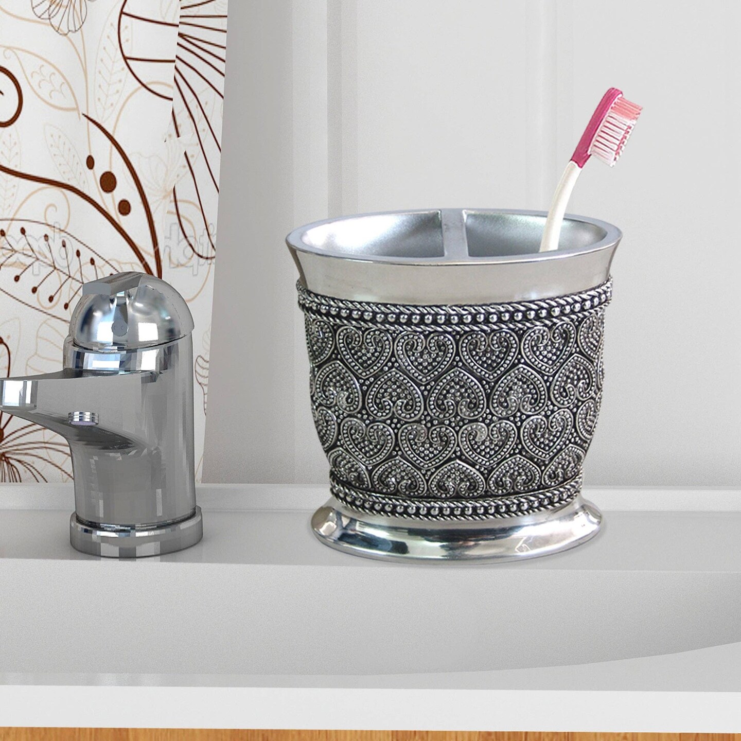 Beaded Heart Toothbrush Holder | Compact Multi-Slot Holder for Toothbrushes,Razors & Makeup Accessories | Chrome | Resin