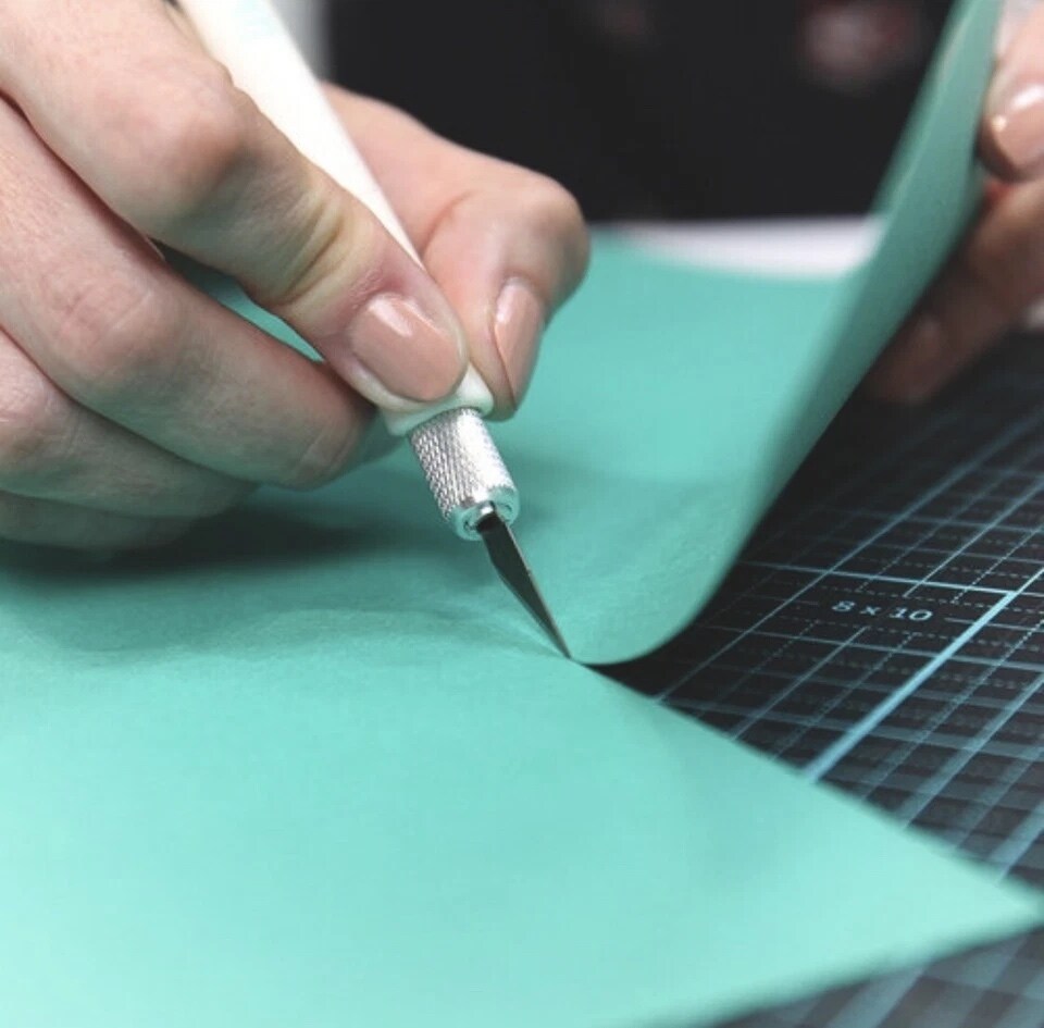 We R Memory Keepers - BASIC HAND TOOLS - CRAFT KNIFE 660244 by American Crafts