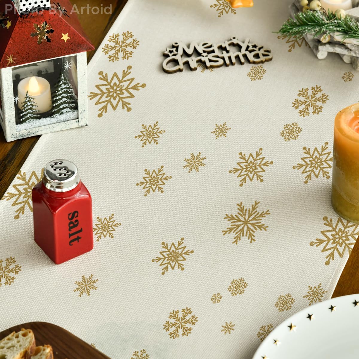 Xmas Trees Snowflakes Gifts Christmas Table Runner, Seasonal Kitchen Dining Table Decoration for Outdoor Home Party