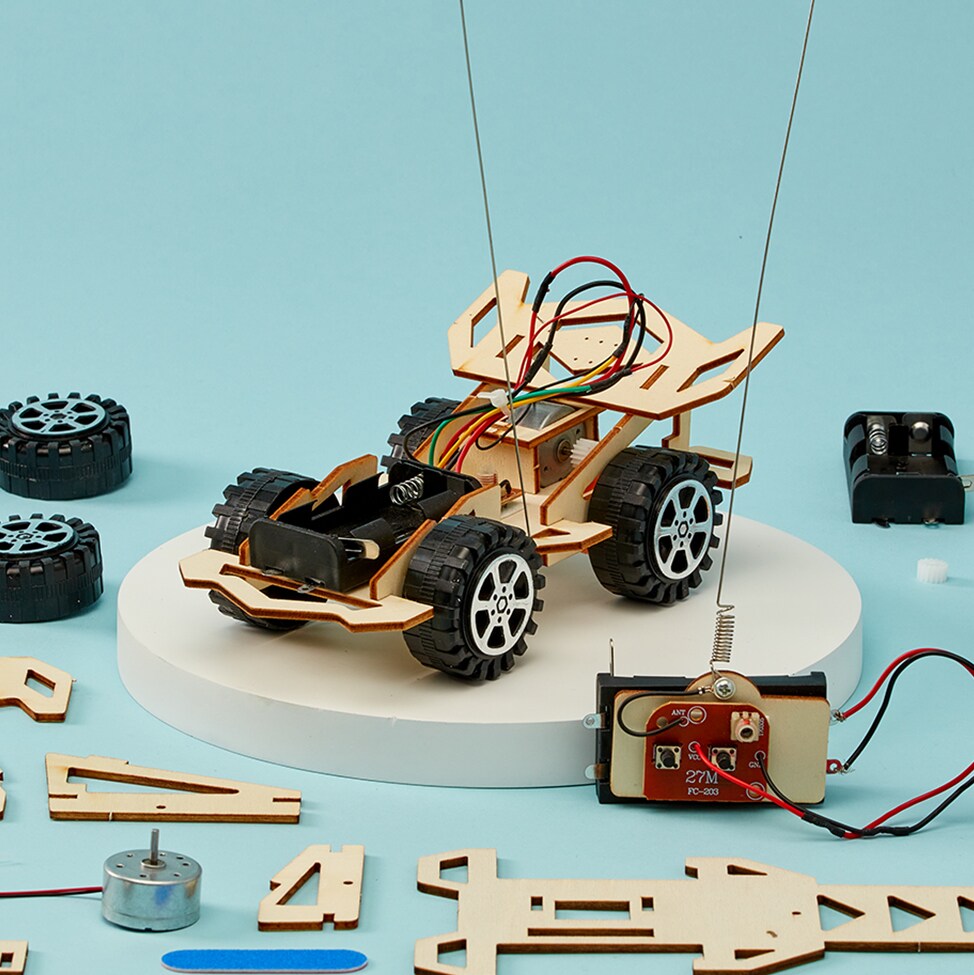 Radio-Controlled Car DIY Kit, Educational STEM Toy for Kids, Craft Kit