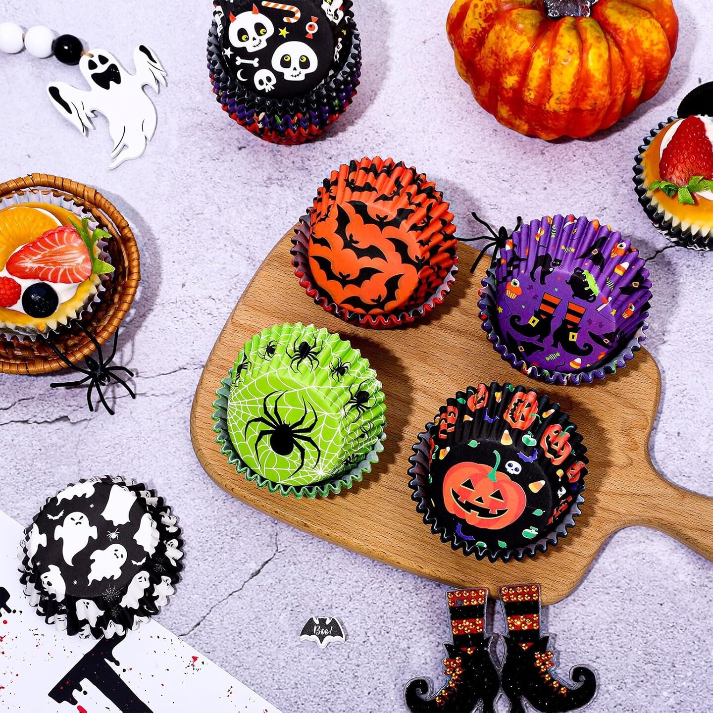 600Pcs Halloween Cupcake Liners Pumpkin Witch Legs Bats Ghosts Spiders Skulls Cupcake Wrappers Baking Cups Holders Muffin Baking Liners for Halloween Party Supply