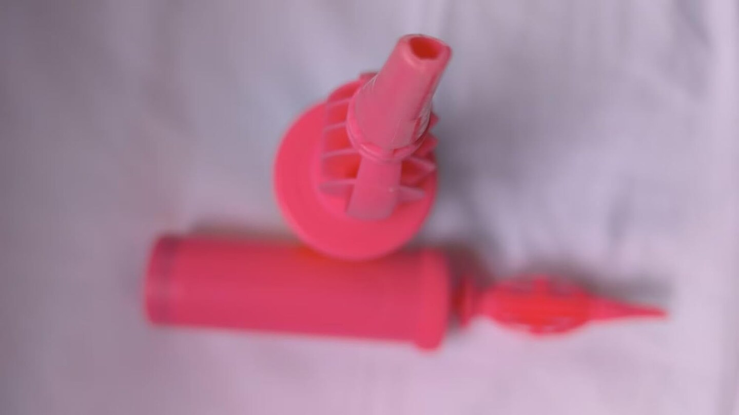 Two-Way Manual Balloon Pump, 2pcs Random Colors, Handheld Air Pump for Kids’ Party Balloons Supplies, Balloon Inflator by Hand, Manual Pump for Children's Balloon, Party & Birthday Decorations