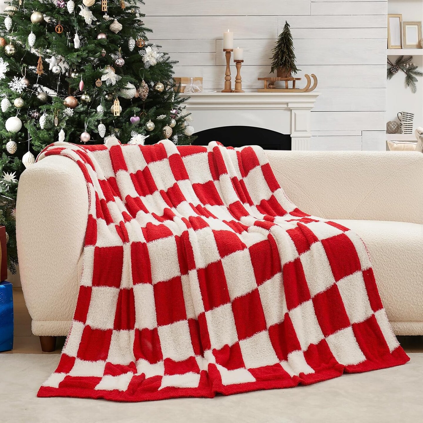 Red Checkered Christmas Blanket, Fluffy Faux Fur Ultra Soft Warm Microfiber Throw Blankets for Couch, Sofa, Chair, Bed, Red Checker, 50x60 inches