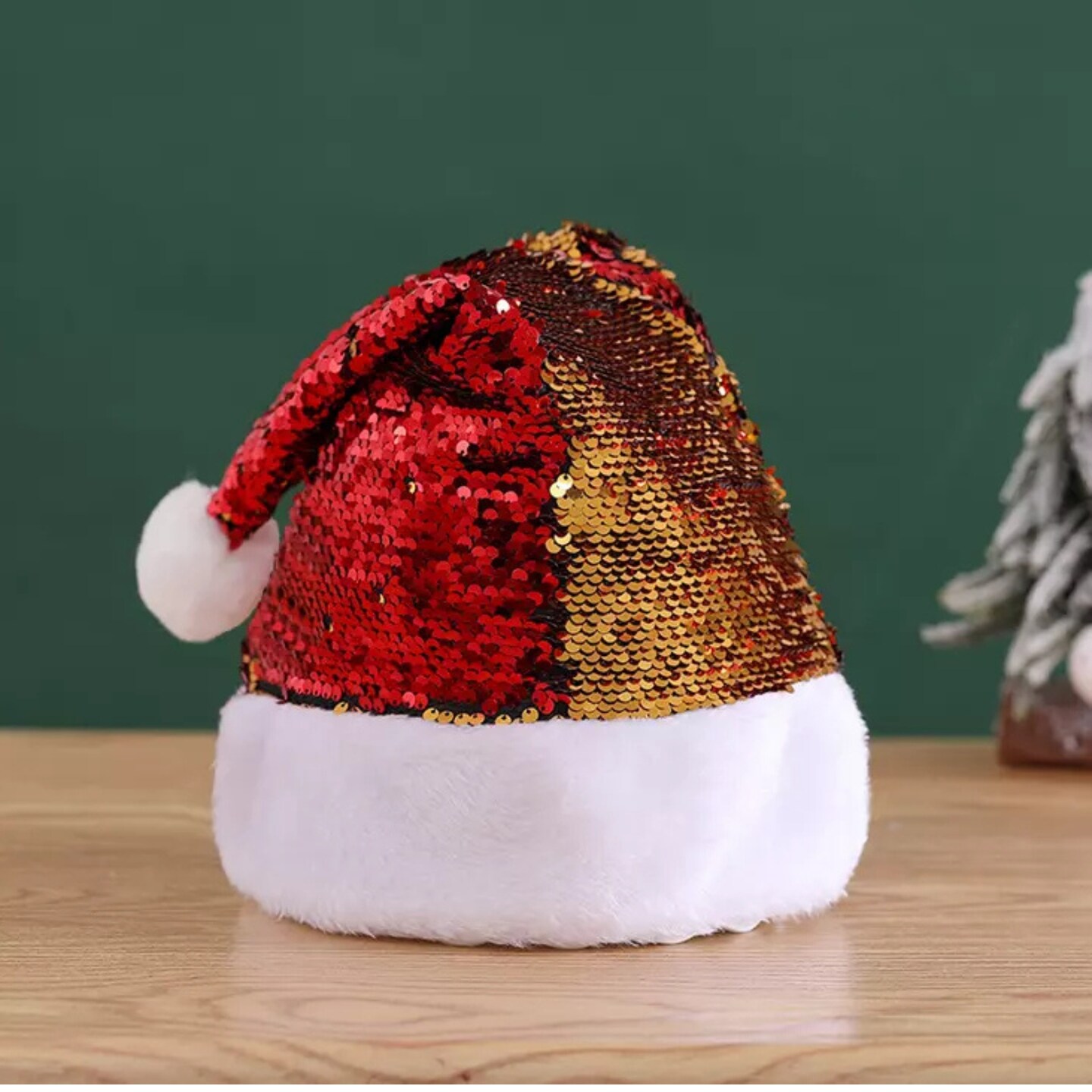 Kitcheniva Flip Sequin Color Changing Christmas Hat