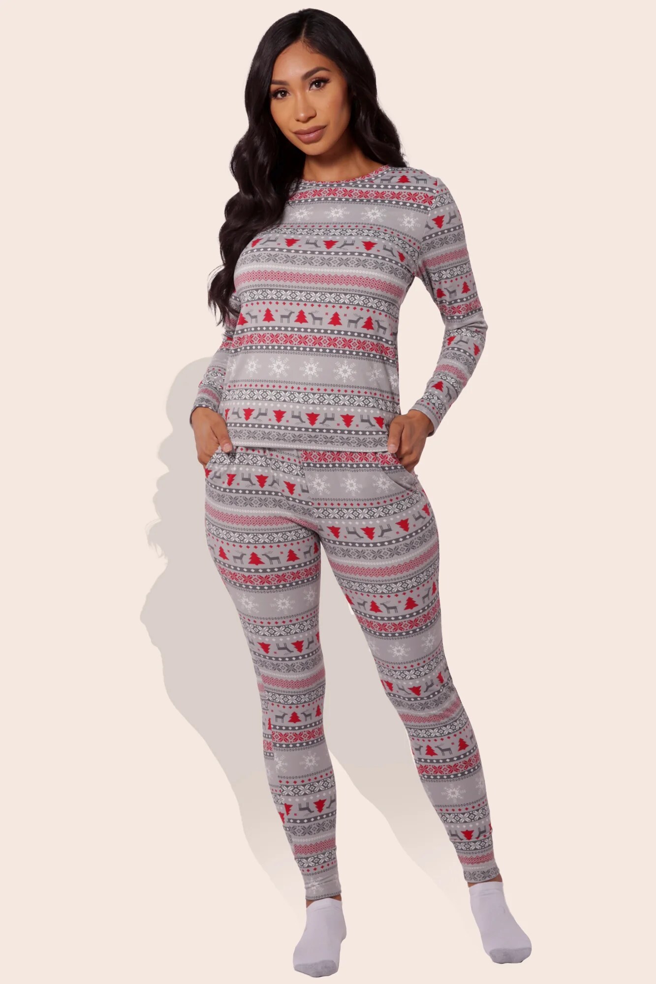 Women&#x27;s Holiday Fleece Pajama Set Cozy Top &#x26; Sweatpants
