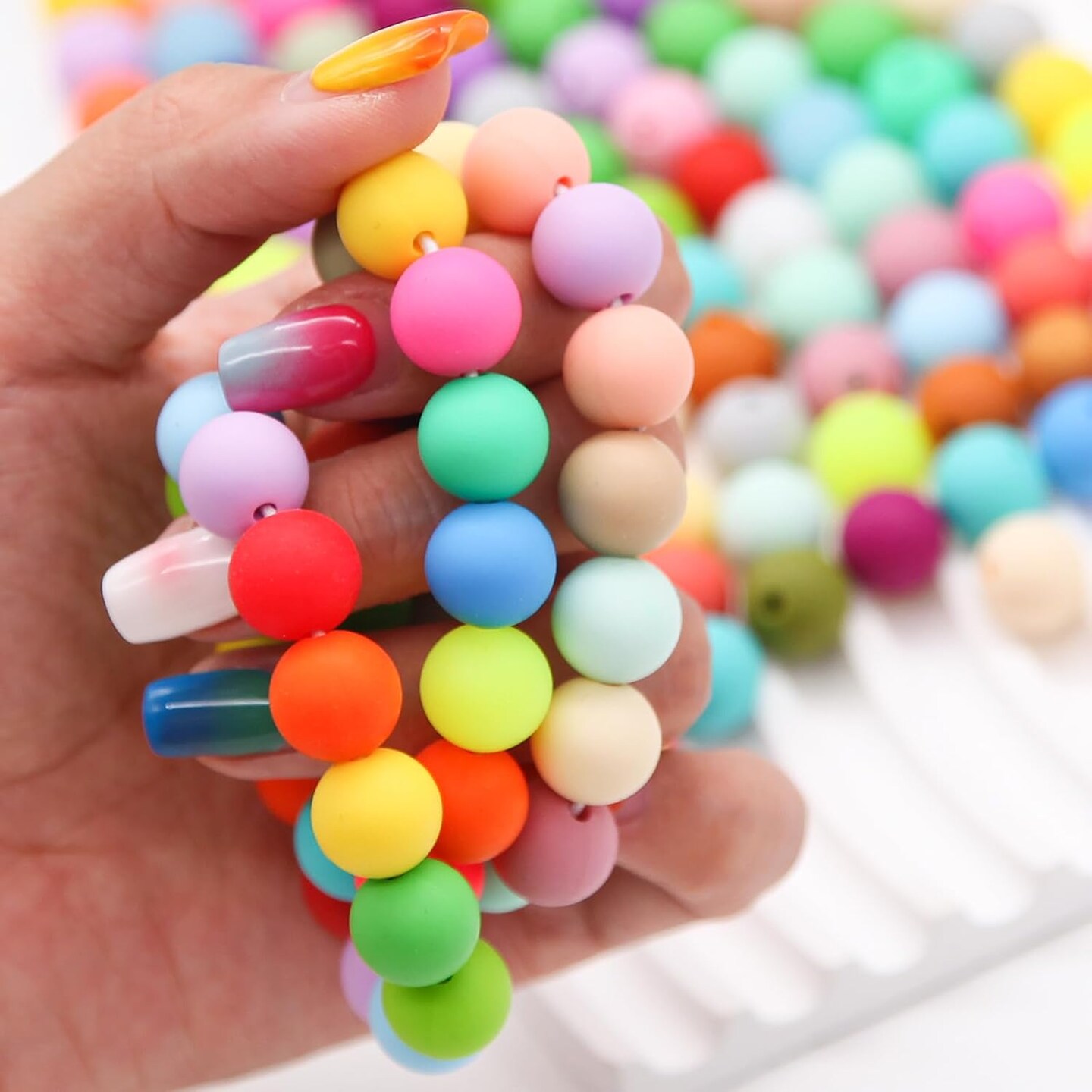 Silicone Beads 40 Colors 15mm Round Silicone Beads Bulk, Focal Beads Loose Rubber Beads for Jewelry Bracelet Necklace Keychain DIY Craft Making Decoration&#xFF08;160Pcs&#xFF09;