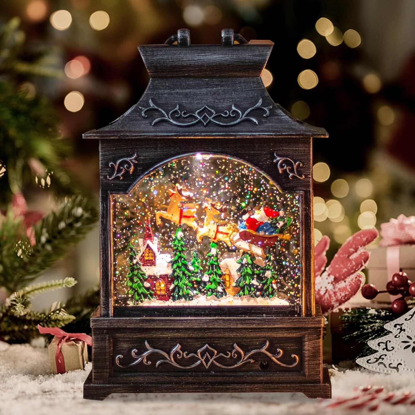 Christmas Lanterns, Lighted Christmas Snow Globes, Musical Snow Globe with Swirling Glittering and Battery Operated LED Light Christmas Home Decor(Santa Claus)