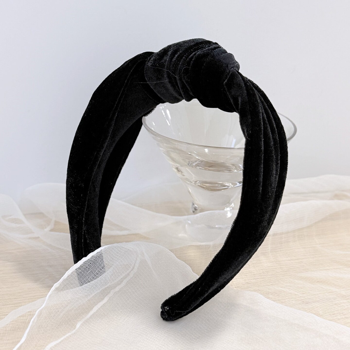 Wrapables Wide Knotted Velvet Headbands, Top Knot Velvet Headbands for Women and Girls, Black