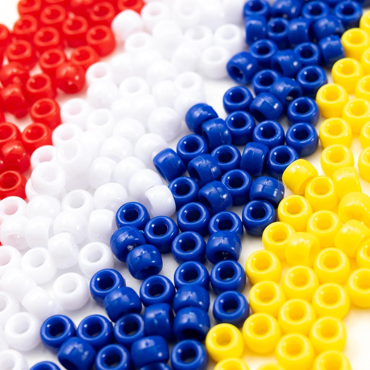 2000 Pcs Acrylic Gold Pink Red White Yellow Pony Beads Mix Candy Color Heart Star Alphabet Letter Beads Bulk for Jewelry Friendship Bracelet Making Kit