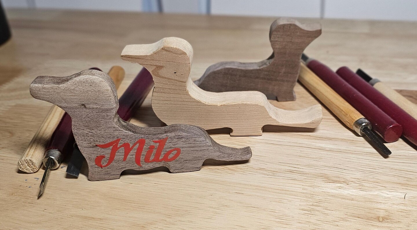 Personalized Hand Carved Wooden Mini Dachshund Figurine in Walnut, Pine or Cedar. Collectible Wiener Dog Memorabilia Gift for all dog lovers