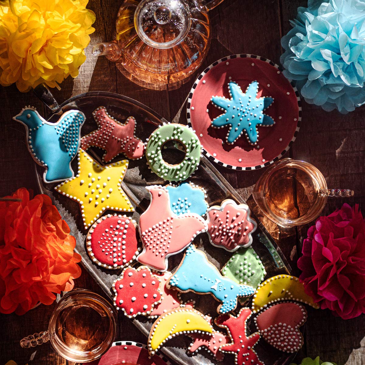 Avoseta Tissue Paper Pom Poms - 20 Piece Set - Colorful Party Decorations - Paper Flowers for Birthdays and Special Occasions (Multicolor, Assorted Sizes)