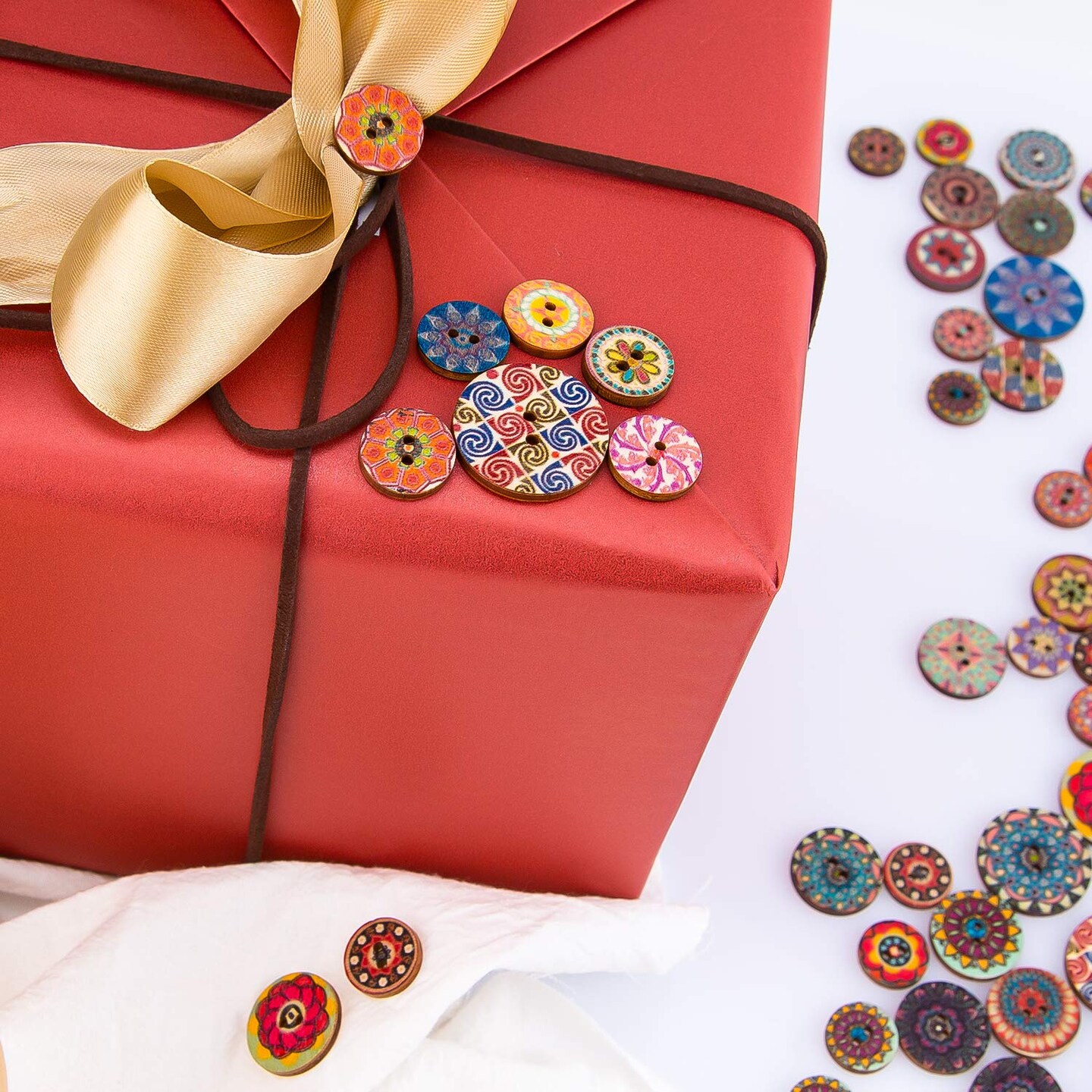 AIEX 100pcs Mixed Random Flower Painting Buttons Round Shapes Retro Wooden Buttons Assorted Colours for DIY Making 15 mm, 20 mm, 25 mm