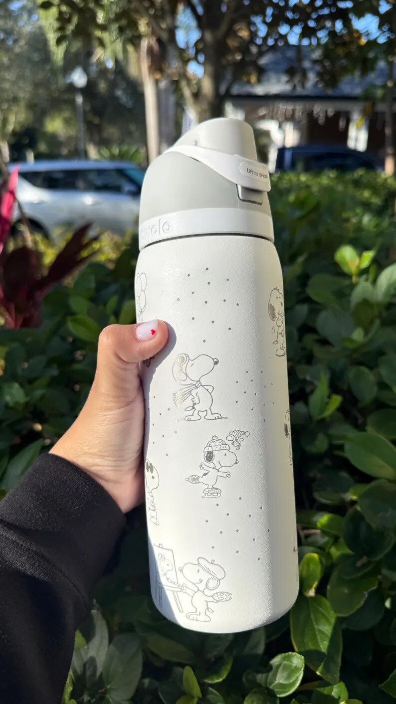 Owala 32 oz snoopy | MakerPlace by Michaels