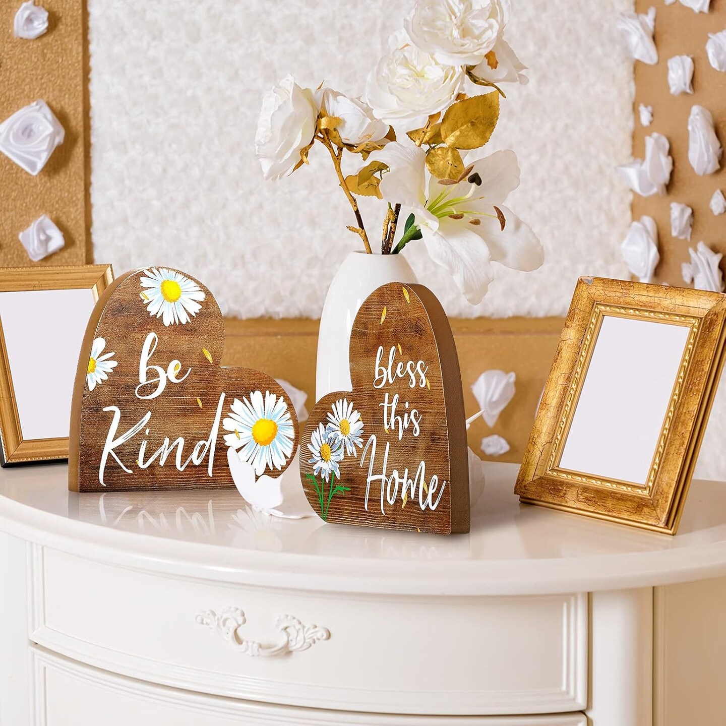 2 Pcs Rustic Table Decorations for Living Room Home Farmhouse Table Centerpieces Small Love Wooden Heart Decor for Dining Room Shelf Housewarming Gifts New House Decoration(Daisy Style)