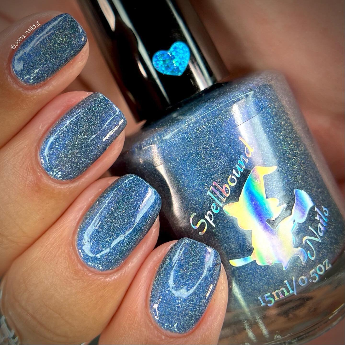 Old Soul - custom handcrafted blue holographic nail polish - image10