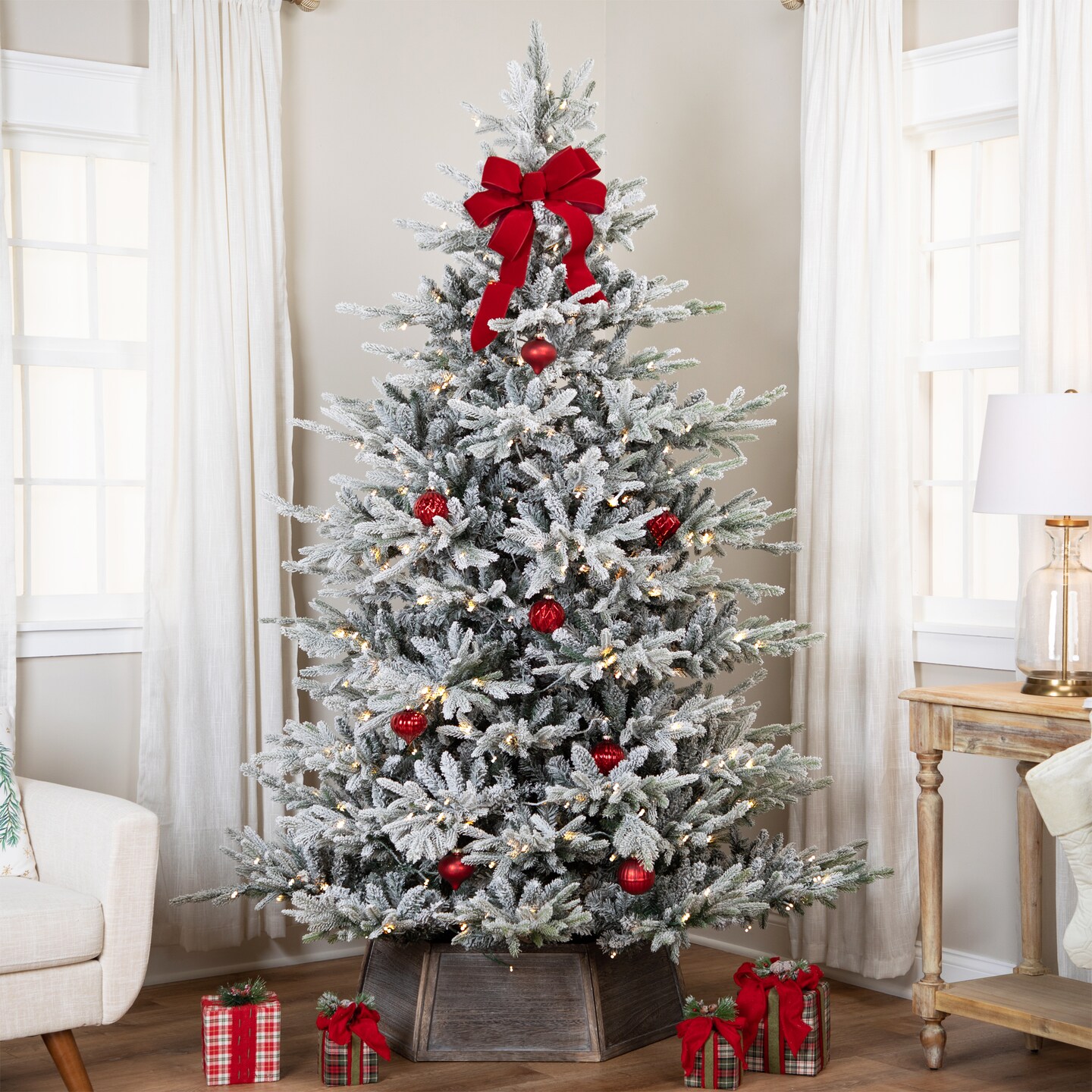 Northlight Real Touch™ Pre-Lit Flocked Grand Teton Pine Artificial Christmas Tree - 7.5' Warm White LED