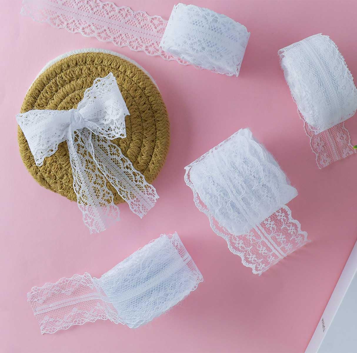 40 Yards White Lace Ribbon Gift Wrapping Wedding Lace Ribbon Dress Decoration Sewing Crafts Lace Crochet Ribbon Vintage Cotton Lace Rolls Lace Trim Scalloped Edge for Bridal Christmas Supply (4 Style)