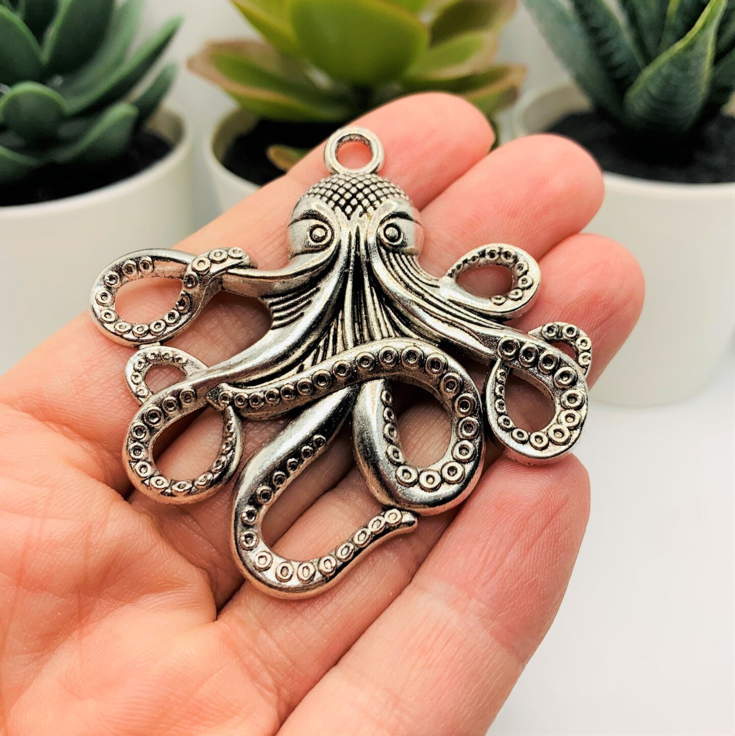 1, 4 or 20 pieces: Large Silver Octopus Cthulhu Pendant Charms