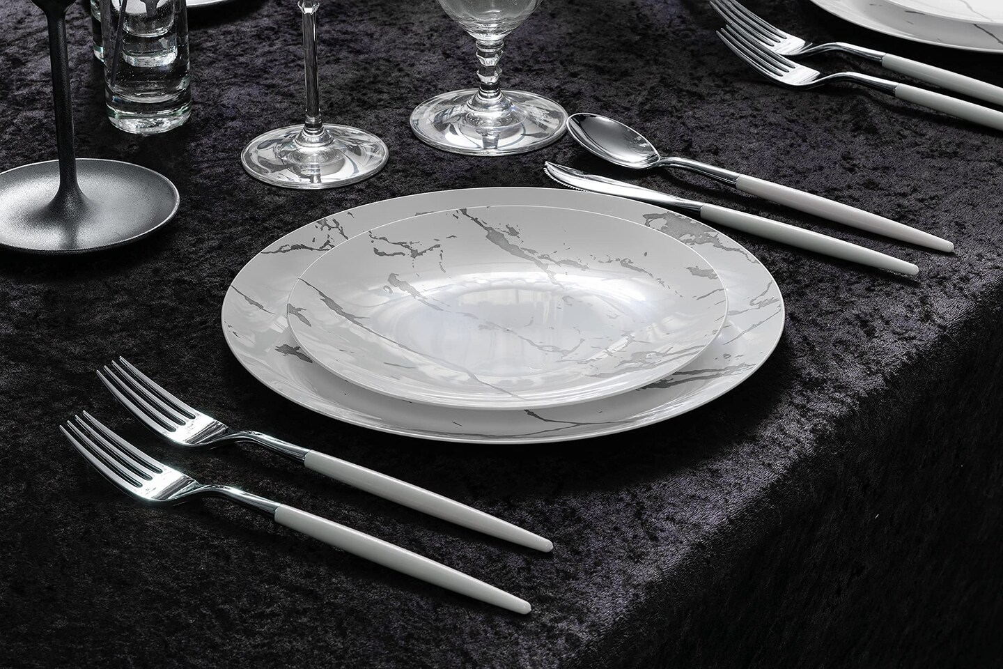 Trendables Two-Toned Disposable Plastic Cutlery – Choose 120 Count Two toned Forks,Plastic Spoons, or Disposable plastic Knives – Elegant Heavy Duty Utensils for Parties, Weddings, Birthdays, Dinner Buffets, Holidays, and Everyday plastic silverware