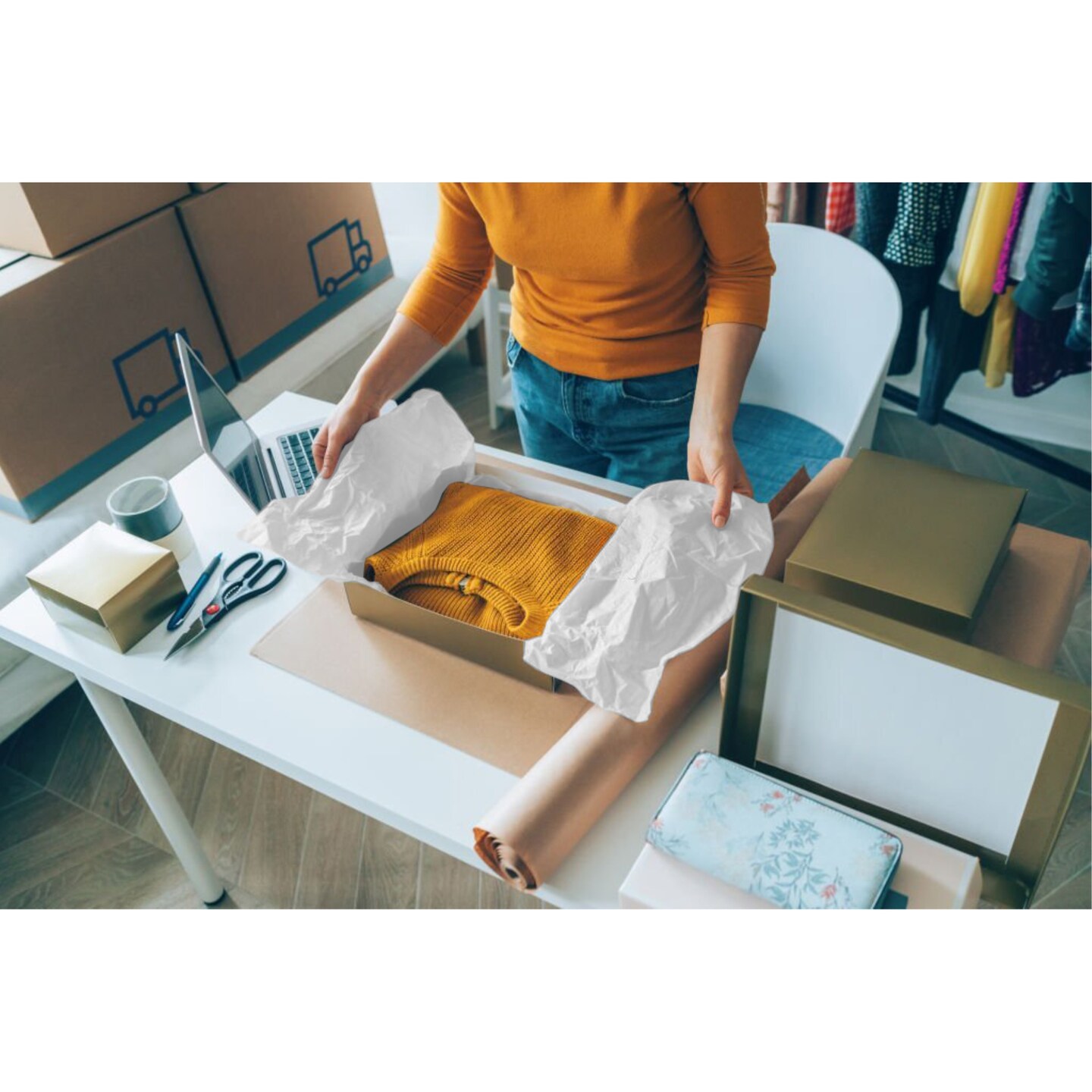 120 Sheets of Tissue Paper - 15" x 20" Packing Paper Sheets for Moving - 10lb Wrapping Paper - Newsprint Paper for Packing, Gift Wrapping, Moving Supplies & Protecting Items