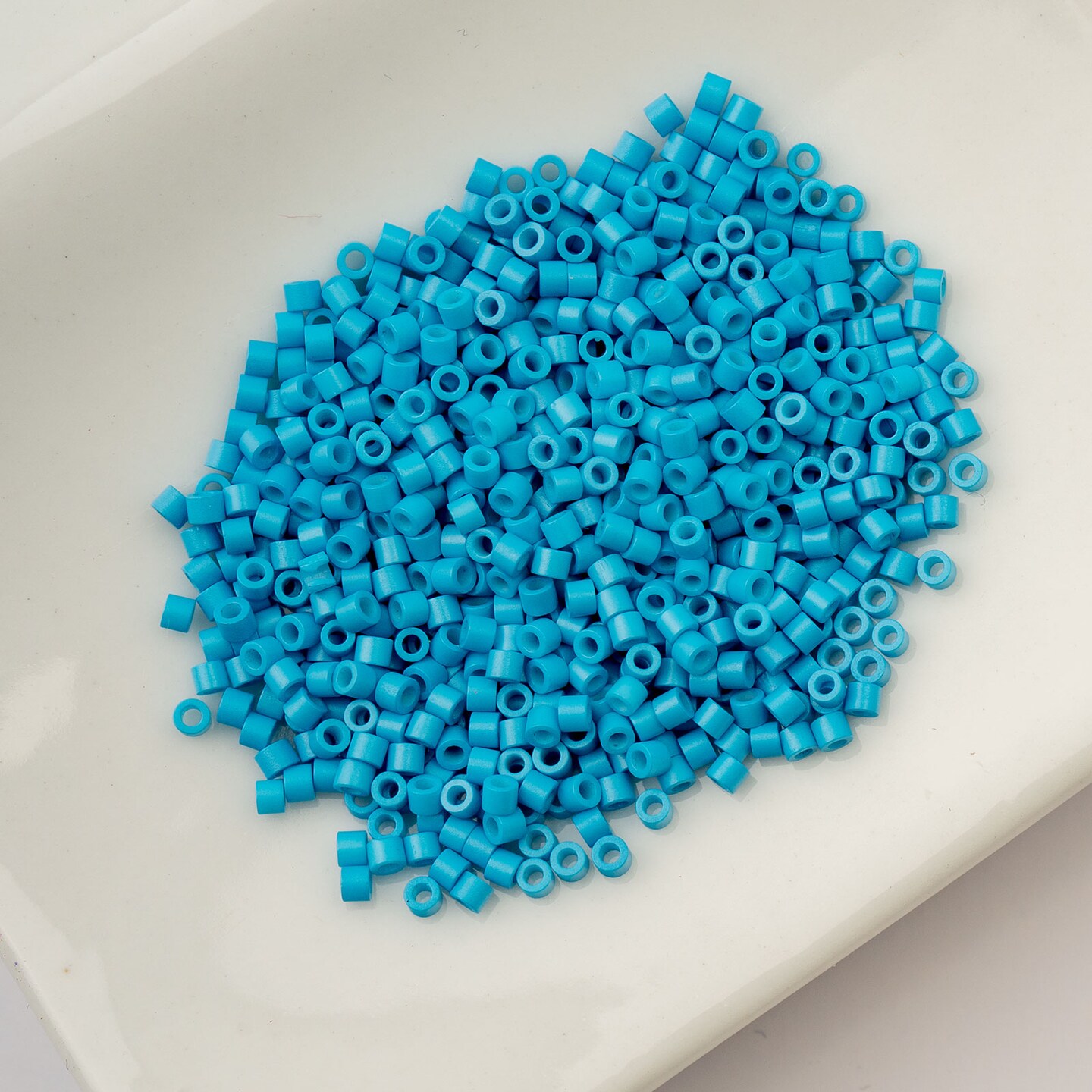 John Bead Opaque Finish Cylin Beads 11/0 Glass Cylindrical Seed Beads, 25g